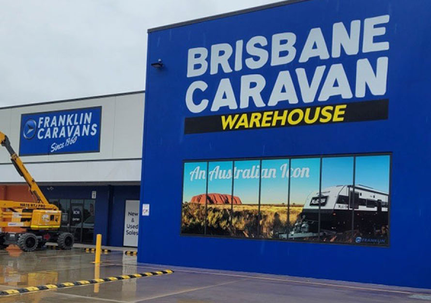Caravan Warehouse dealership
