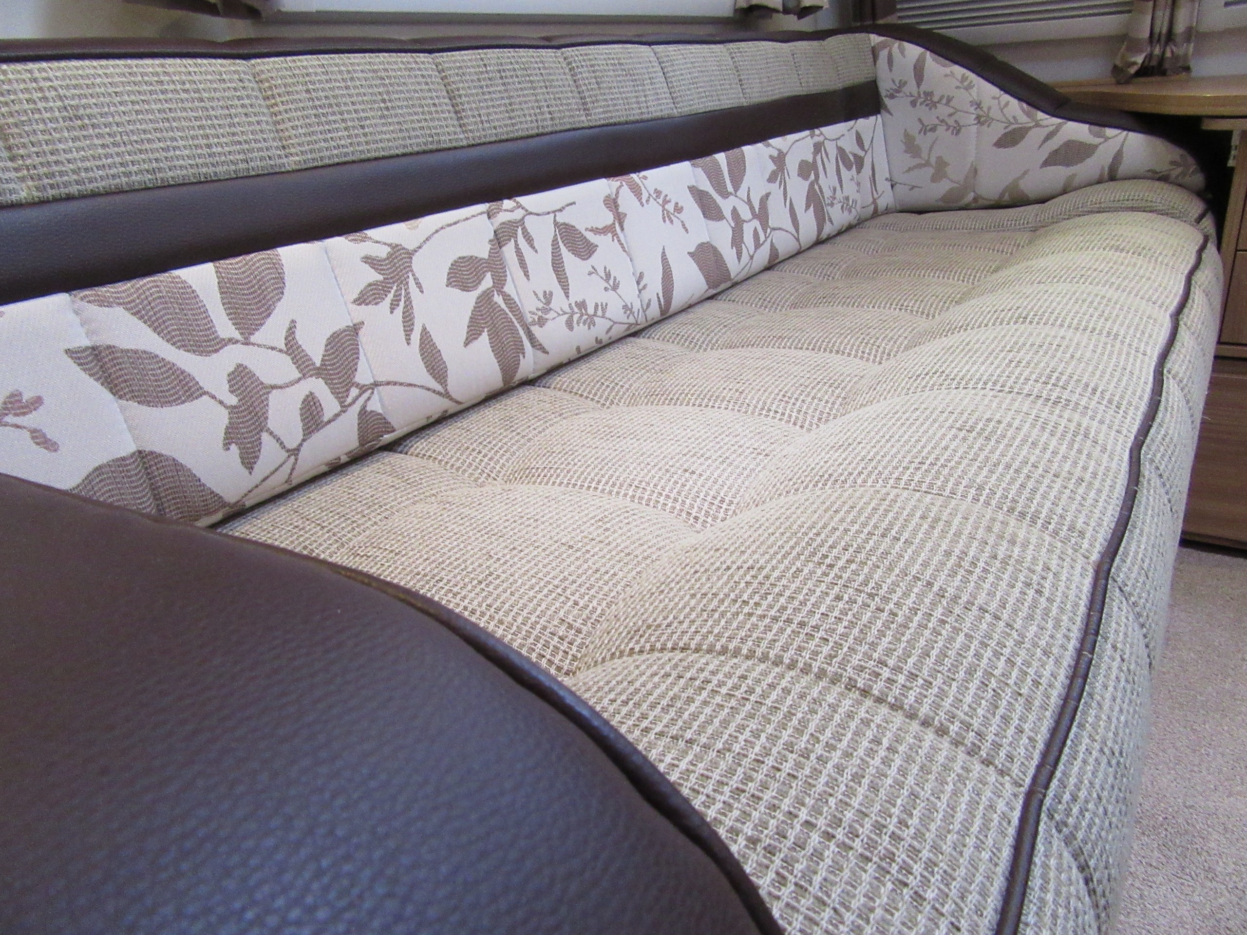 2015 Bailey Unicorn Seville MOTOR MOVER INCLUDED
