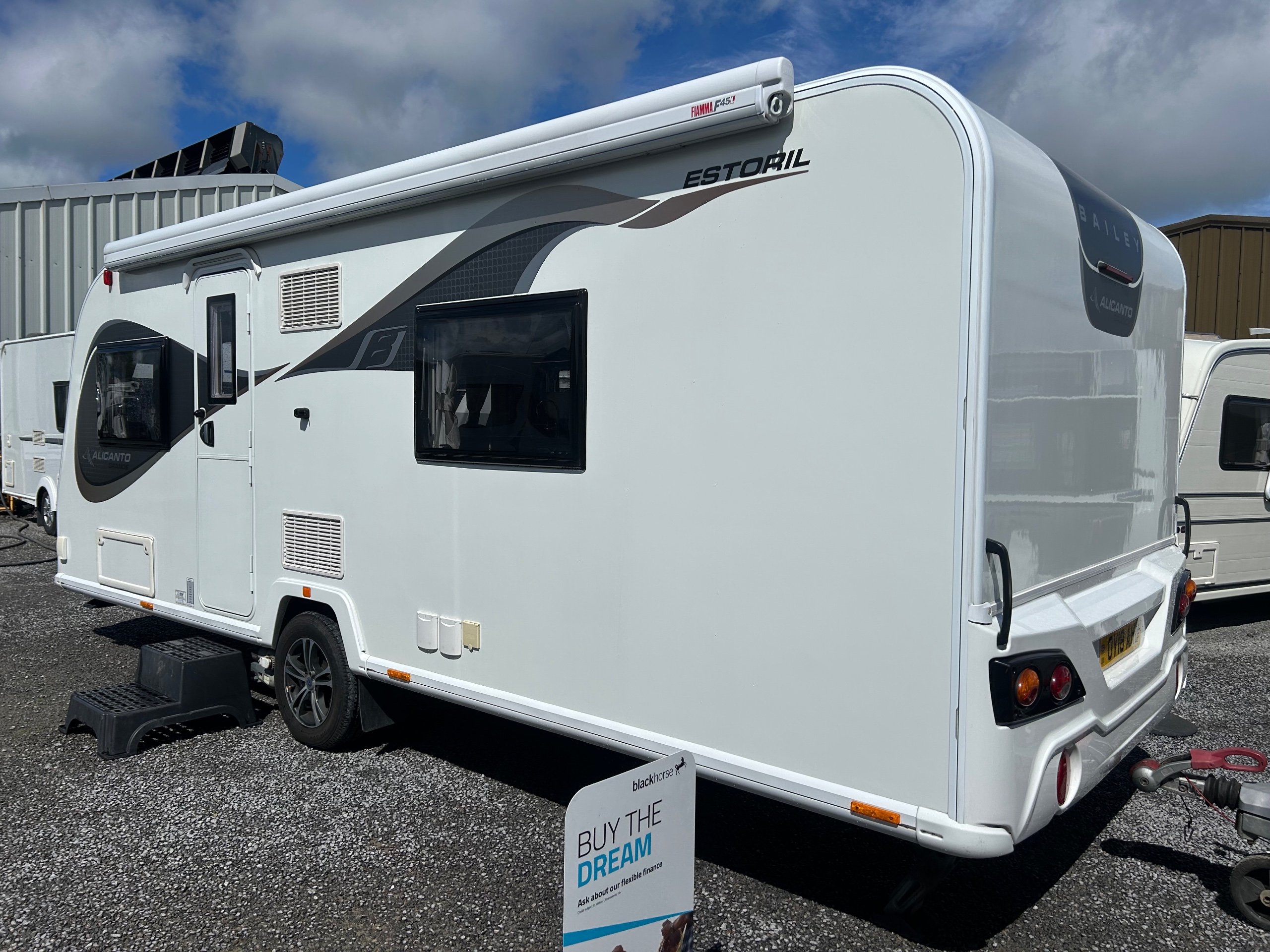 Exterior - Rear