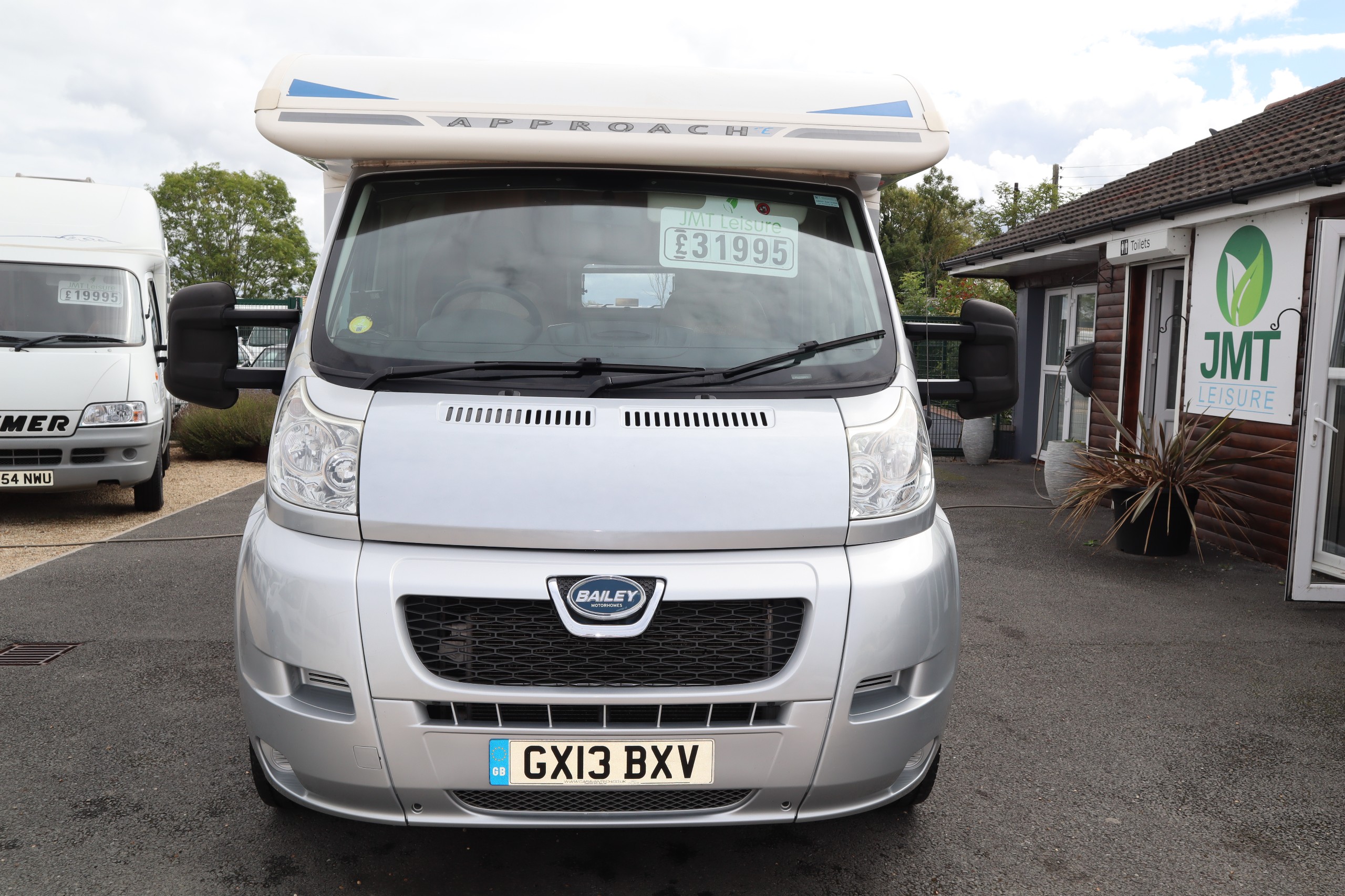2013 Bailey Approach 620 SE Peugeot Boxer, , 2 Belts, Low Mileage, MOT, 12 Months Warranty, Habitation Service