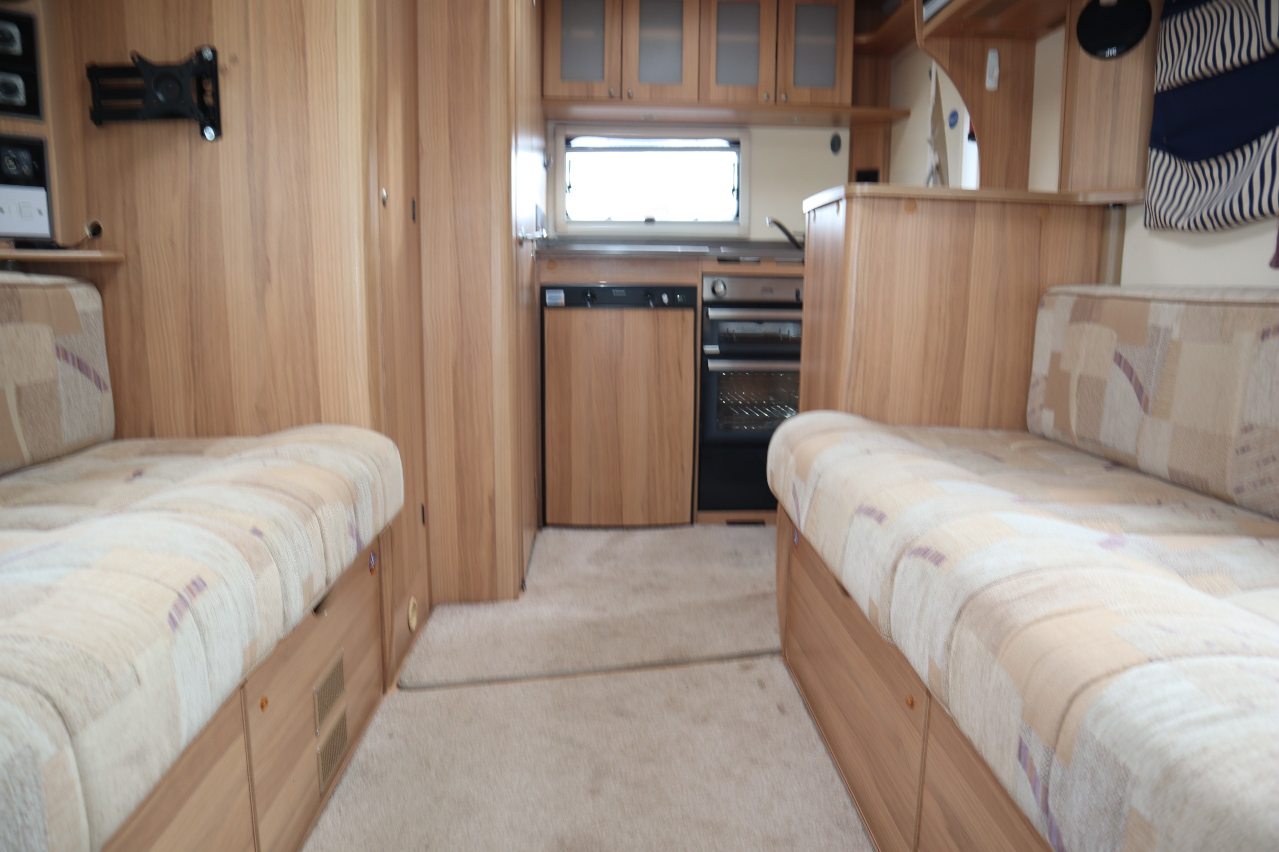 2013 Bailey Approach 620 SE Peugeot Boxer, , 2 Belts, Low Mileage, MOT, 12 Months Warranty, Habitation Service
