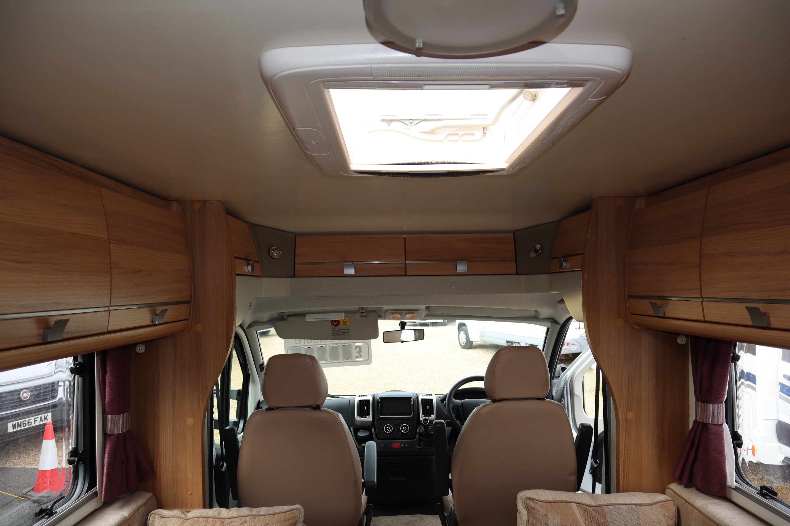 2013 Bailey Approach 620 SE Peugeot Boxer, , 2 Belts, Low Mileage, MOT, 12 Months Warranty, Habitation Service