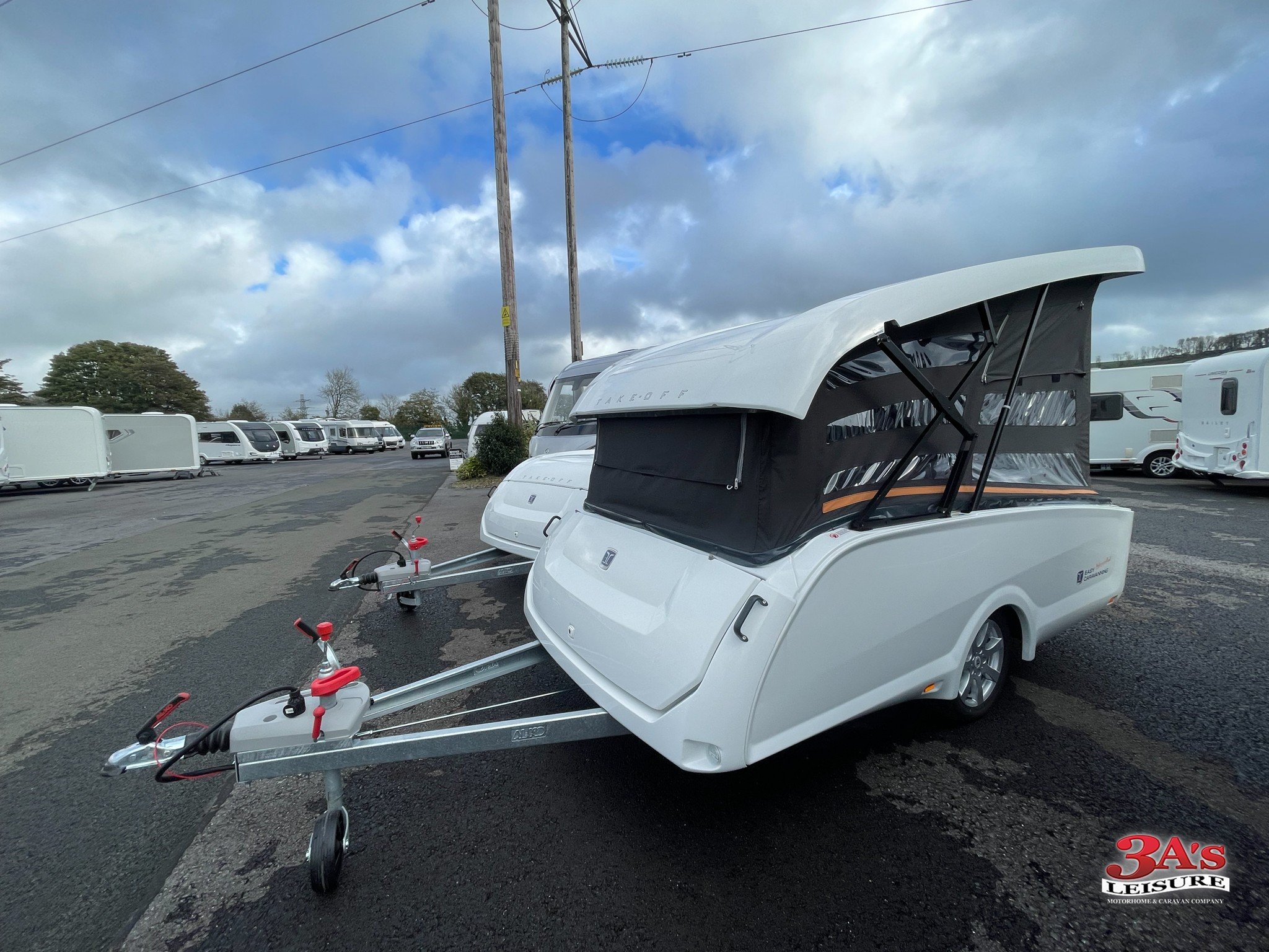 2022 Easy Caravanning TakeOff Sport Lightweight Pop-Top Caravan