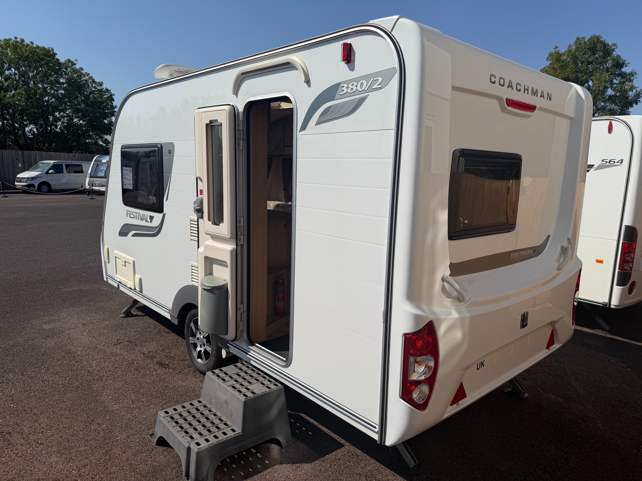 2011 Coachman Festival 380