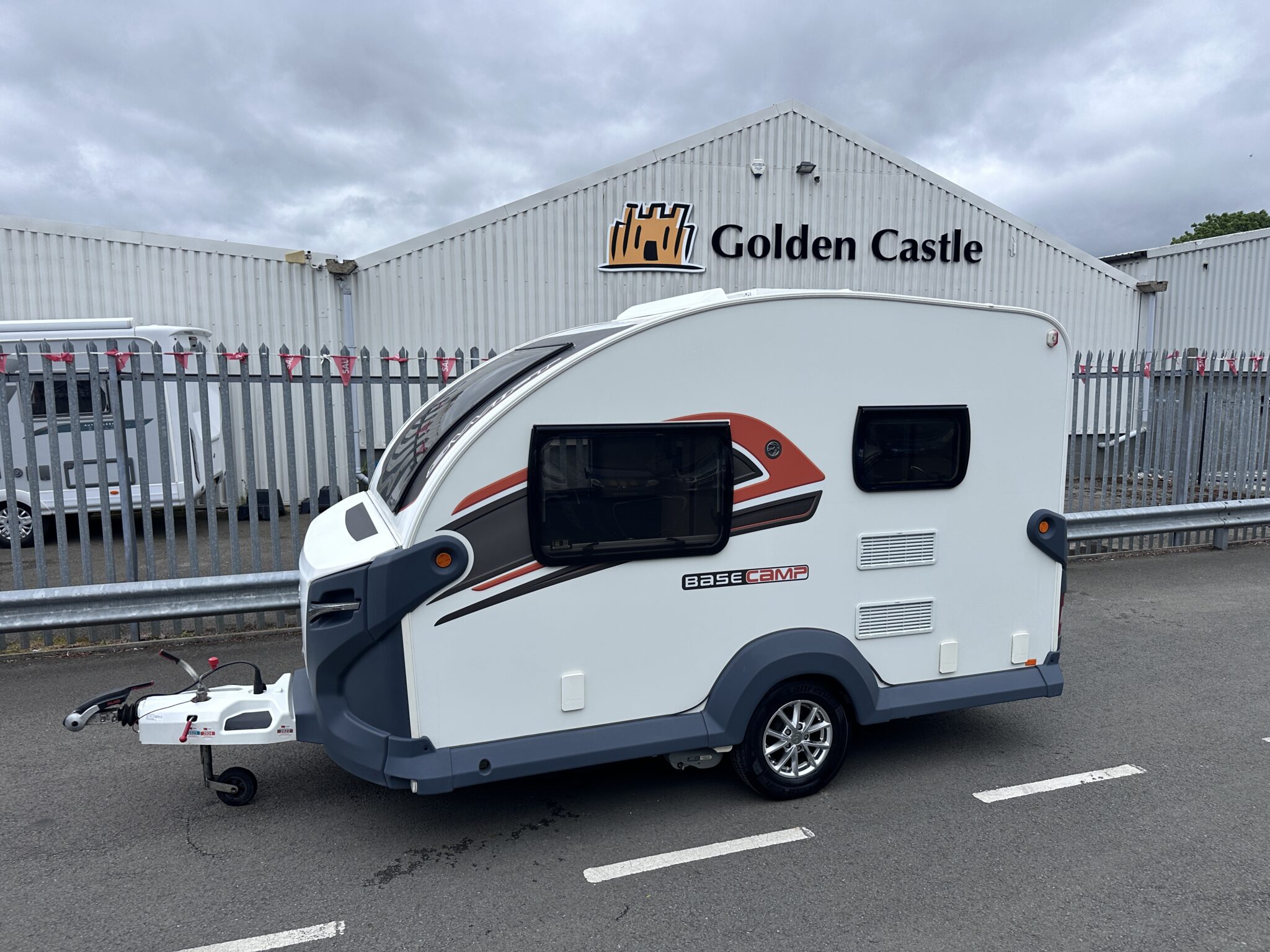 Swift Basecamp Plus – 2019 Caravan