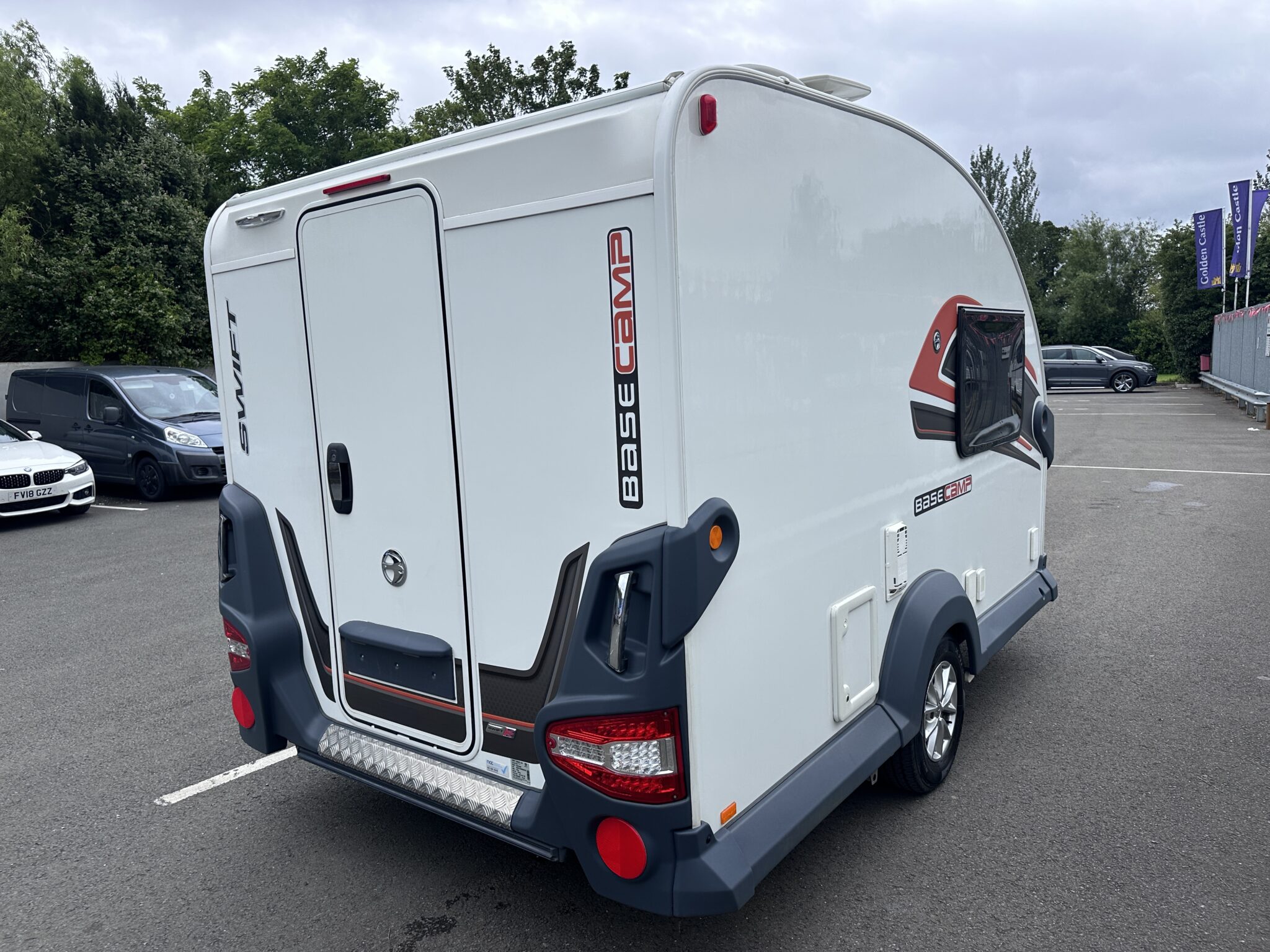 Exterior - Rear