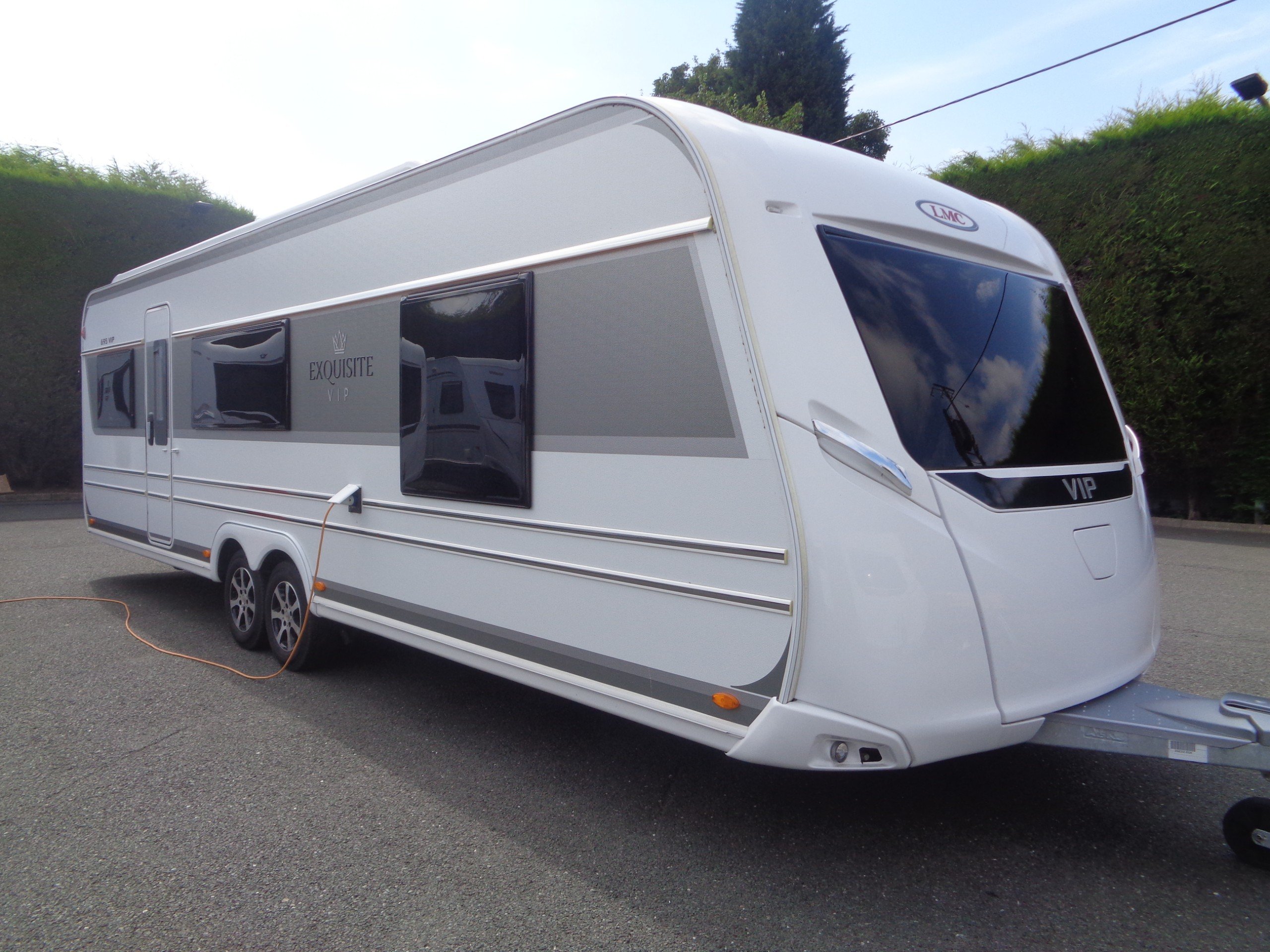 2021 LMC 695 5-Berth Caravan with Fixed Island Bed - Exterior - Front