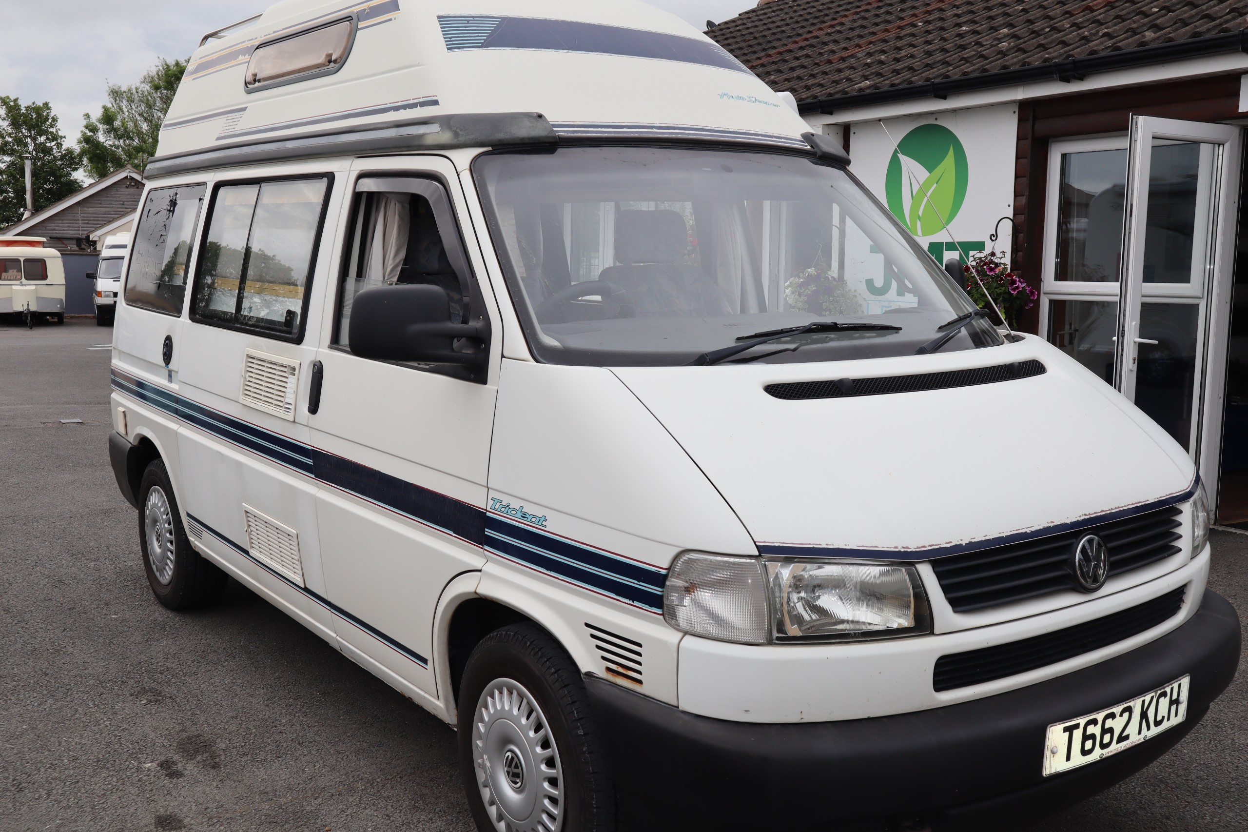 Auto-Sleepers Trident AutoSleeper Trident, 2+2 Berth, 4 Belts, Low Mileage, MOT, 12 Months Warranty, Habitation Service - Photo 1