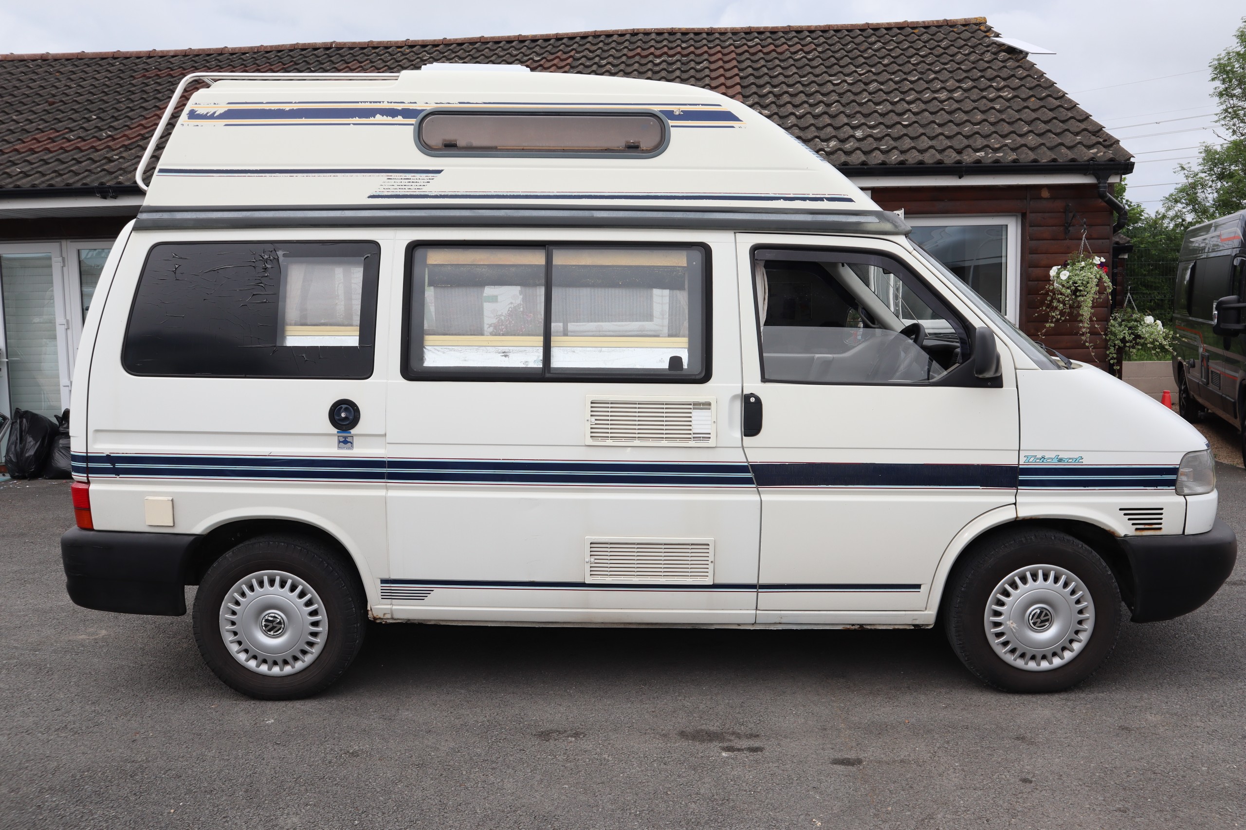 1999 Auto-Sleepers Trident AutoSleeper Trident, 2+ , 4 Belts, Low Mileage, MOT, 12 Months Warranty, Habitation Service