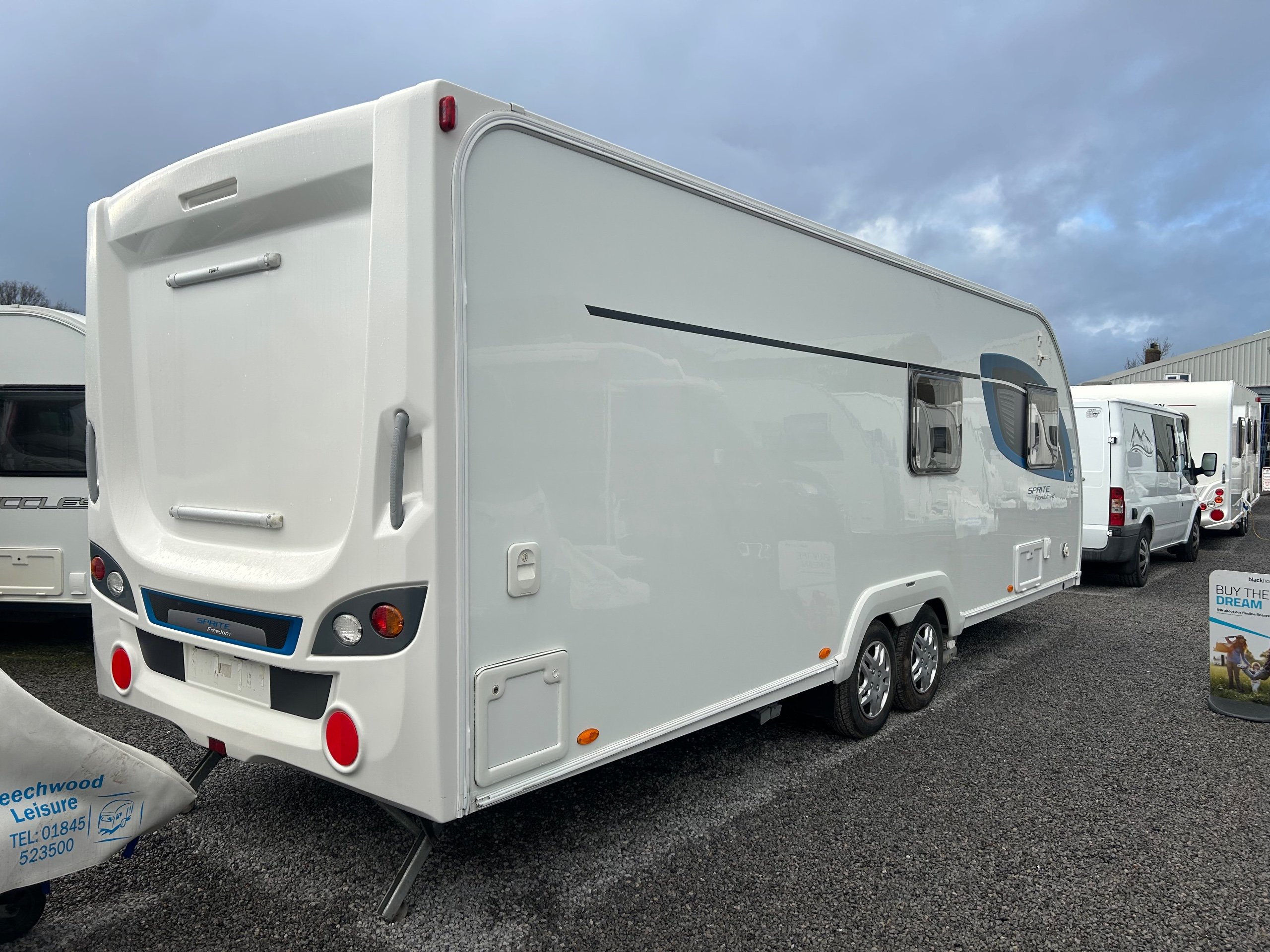 Exterior - Rear