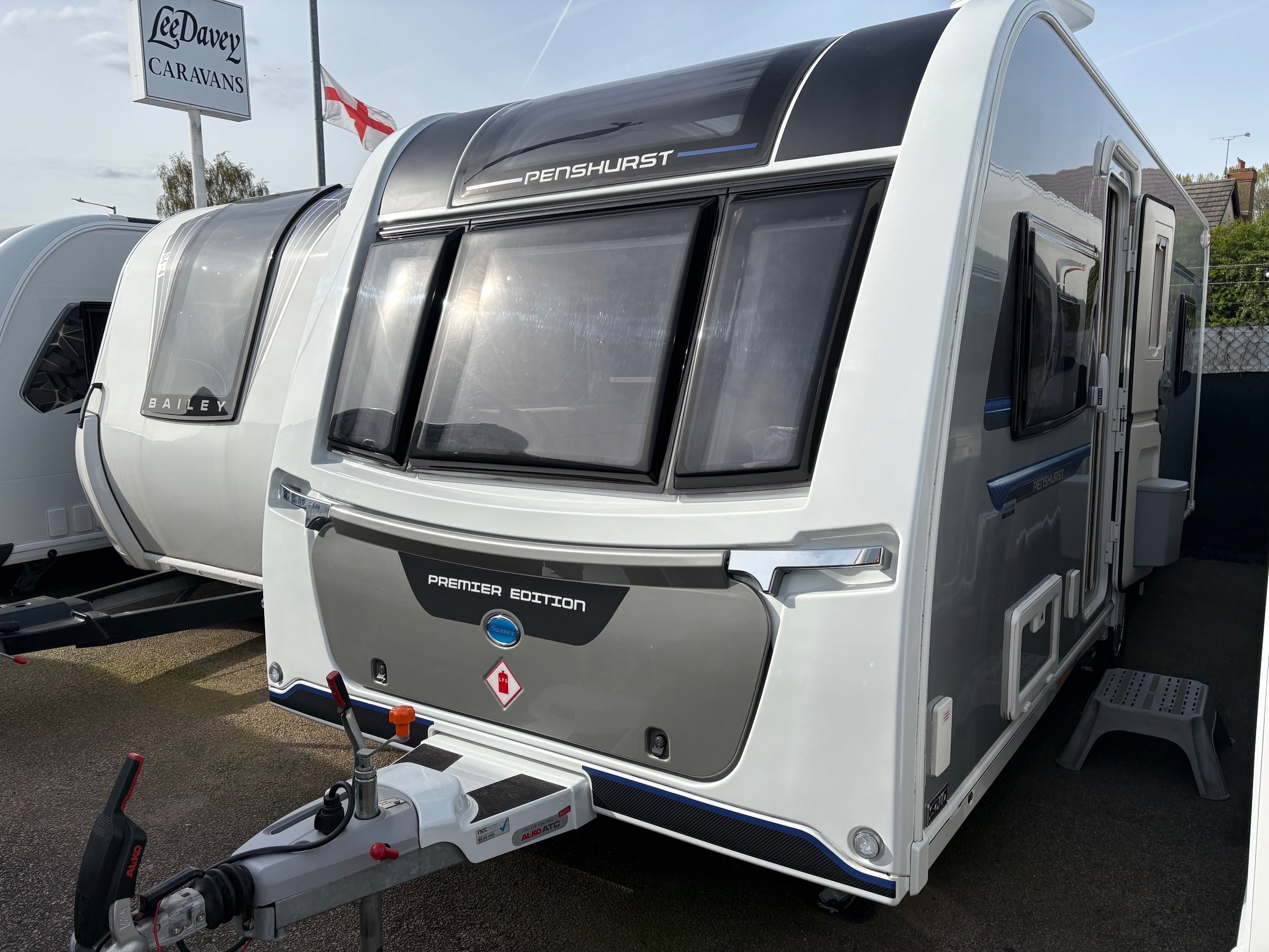 Exterior - Front