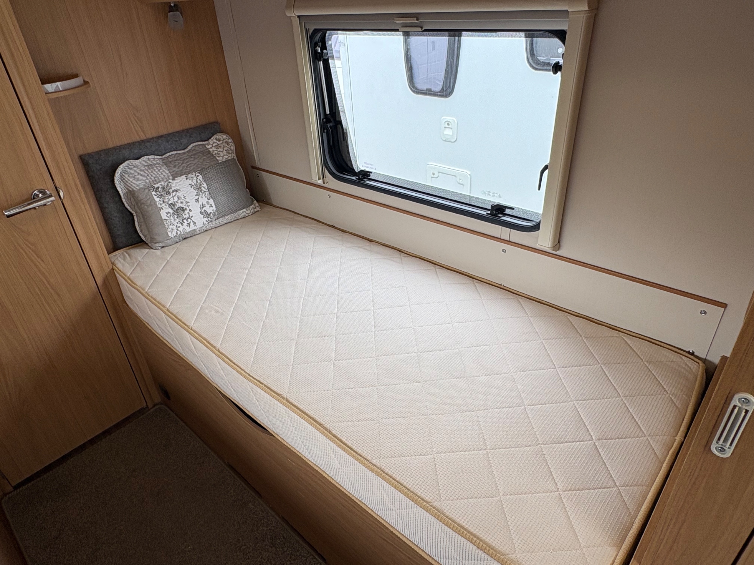 2012 Elddis Avante 574
