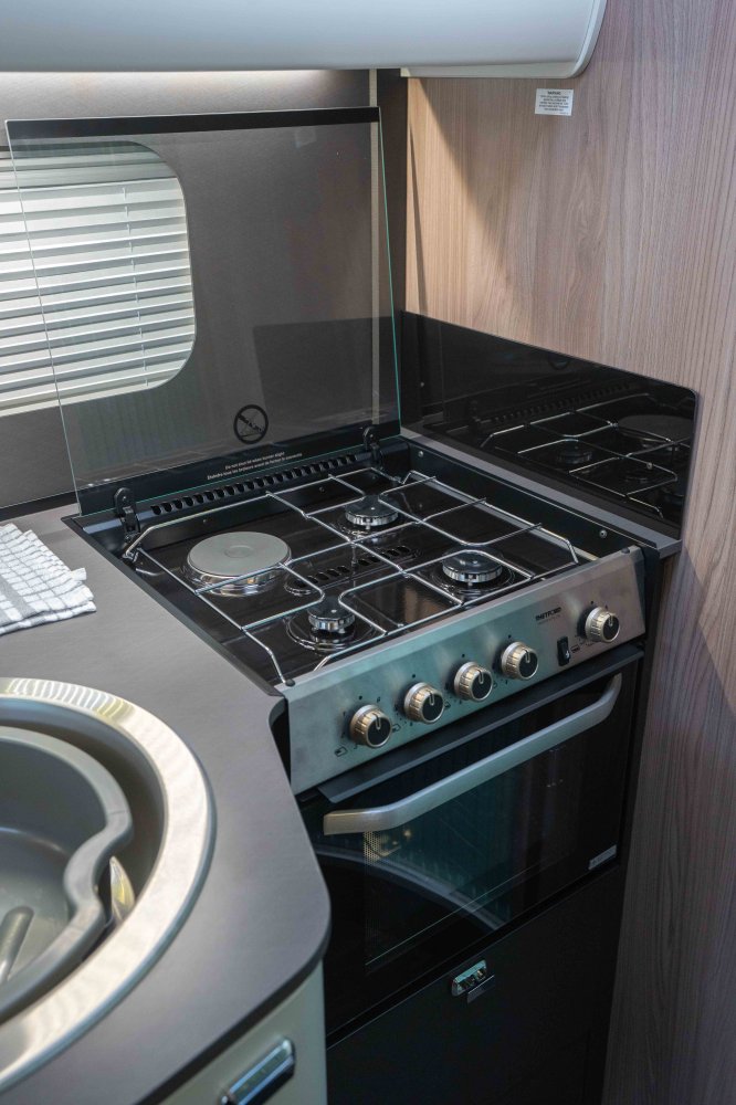 2025 Swift Voyager 510 165BHP Auto