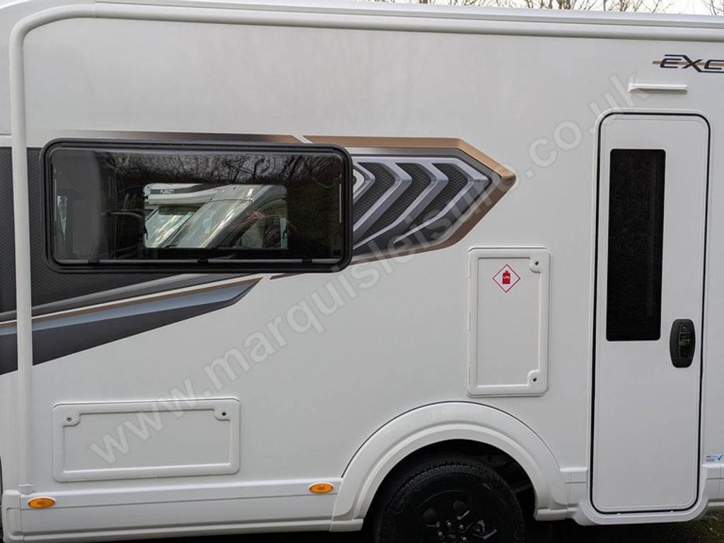Exterior - Side