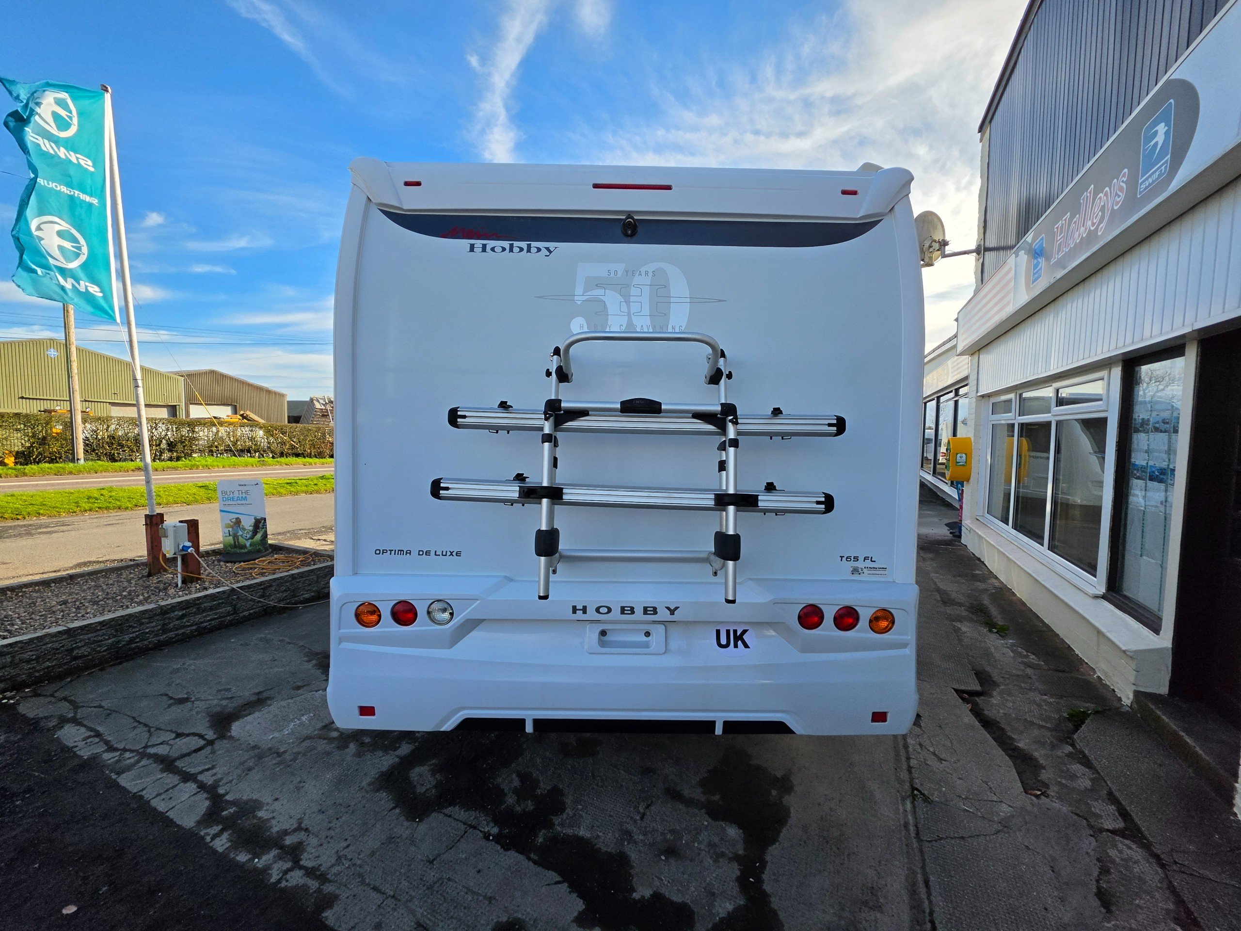 Exterior - Rear