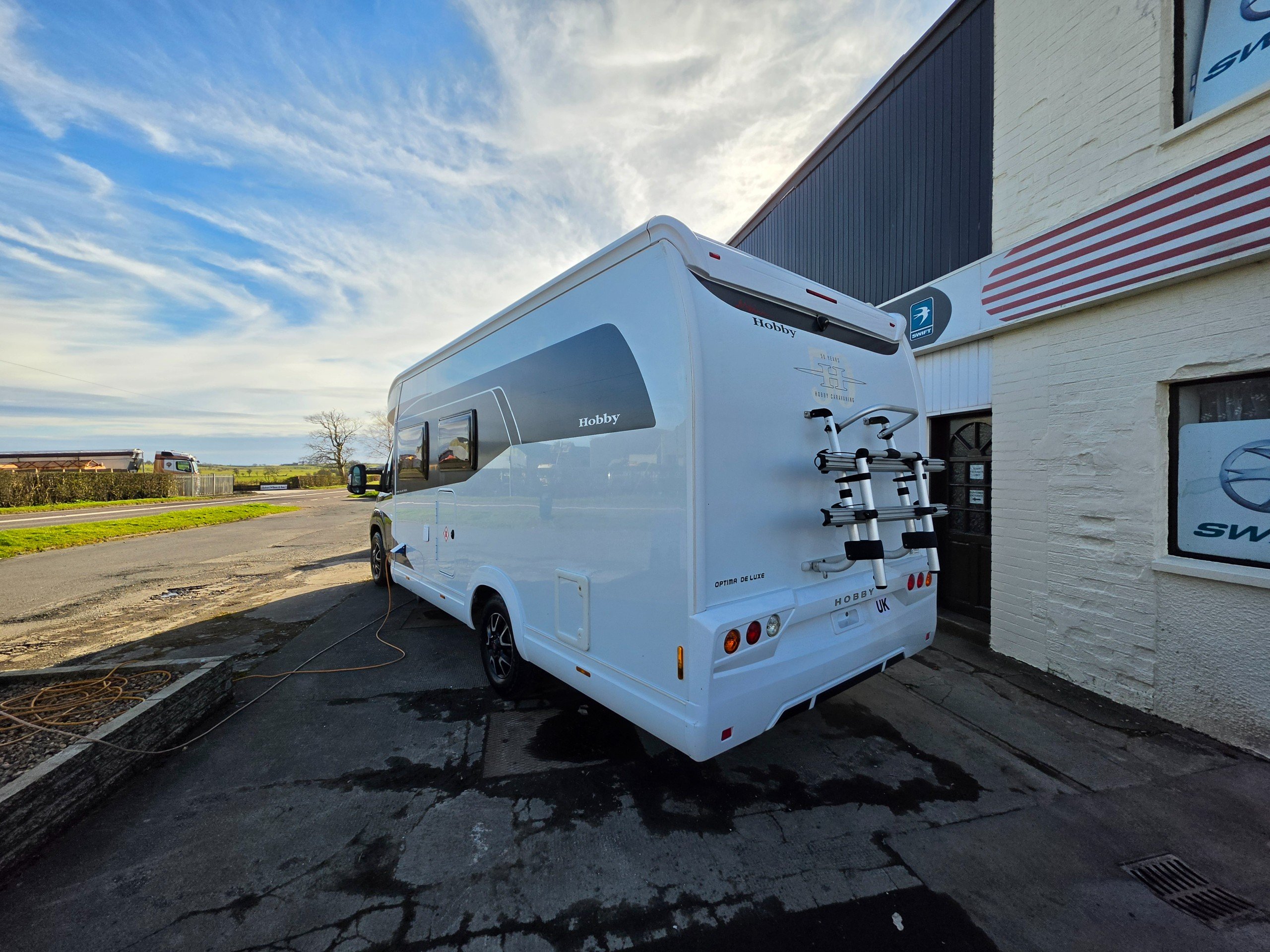 Exterior - Rear