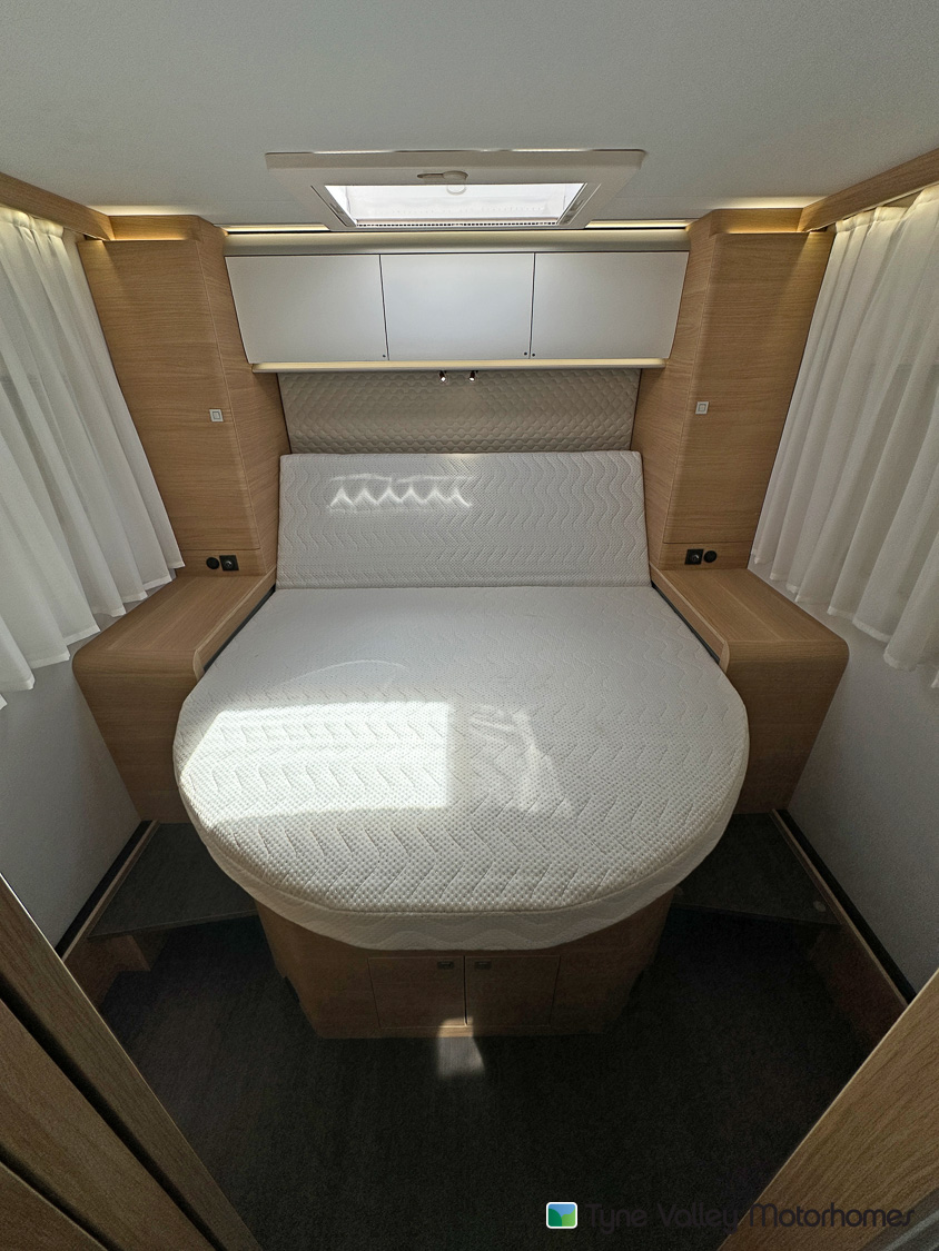 2023 Adria Matrix Plus 670 SC