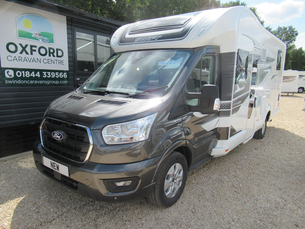 Swift Voyager 584 - Exterior - Front