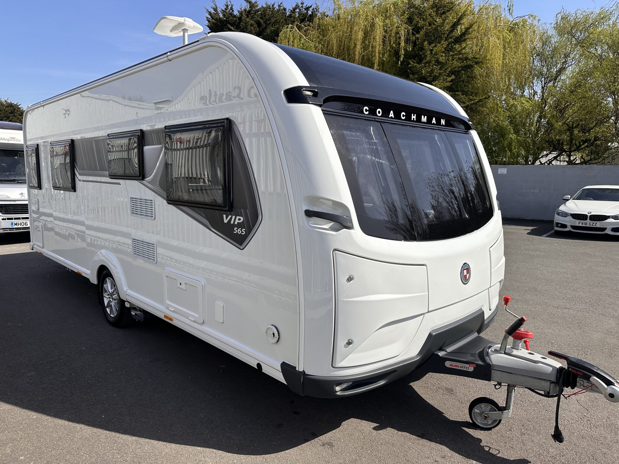 Exterior - Front