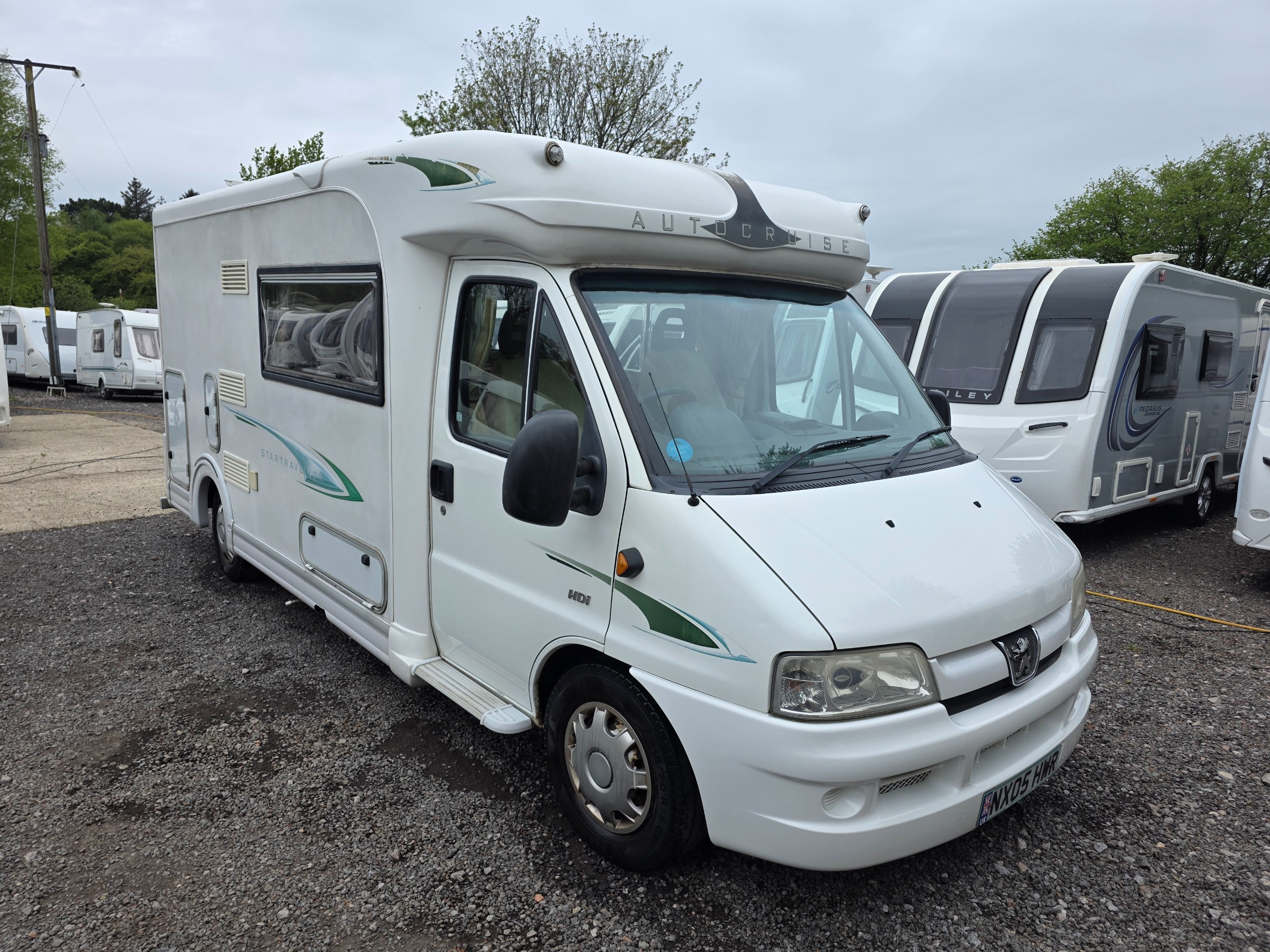 Autocruise Startraveller HDI 330 LX MWB C/C - Exterior - Front