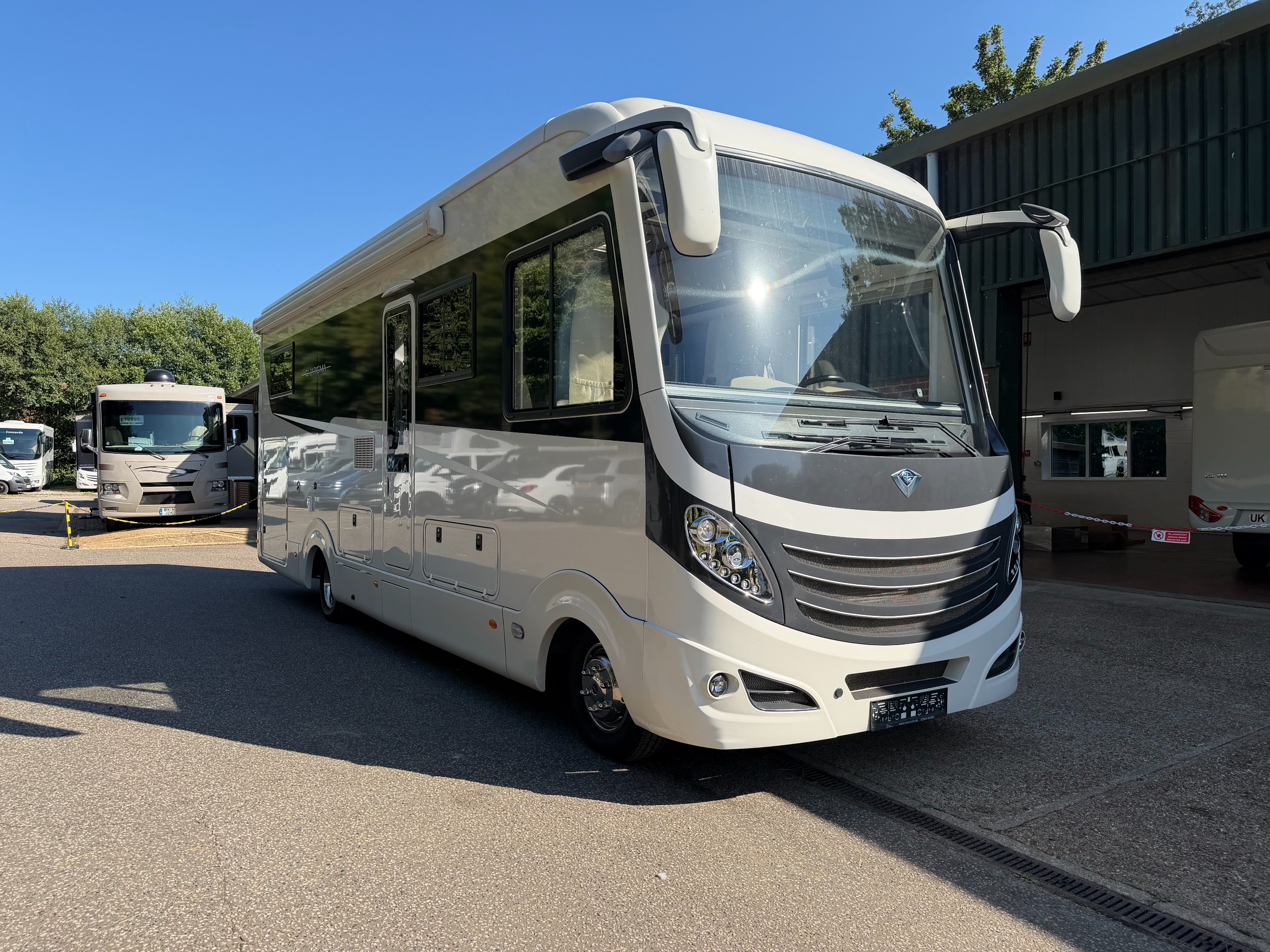 2019 Concorde Charisma 850L
