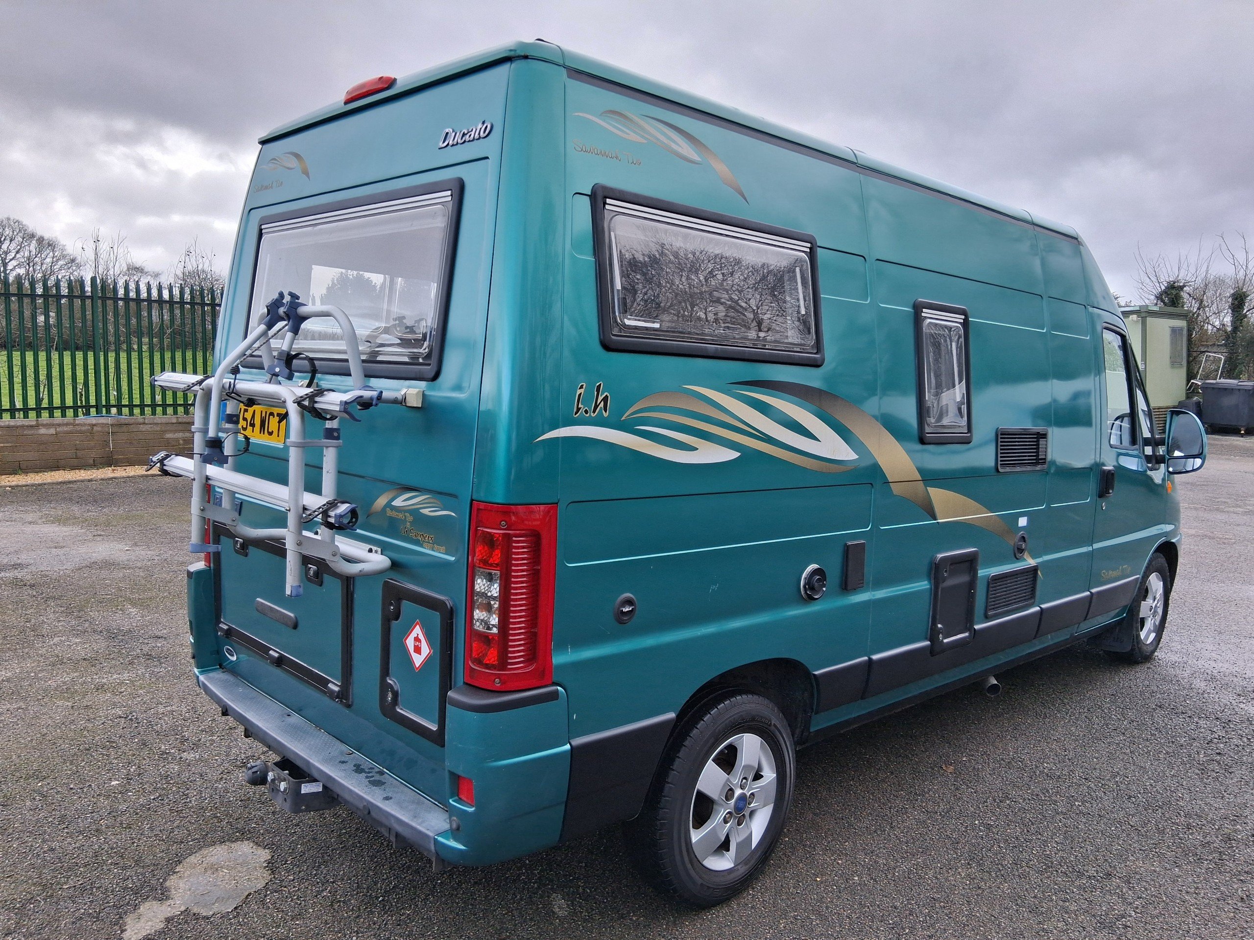 Exterior - Rear