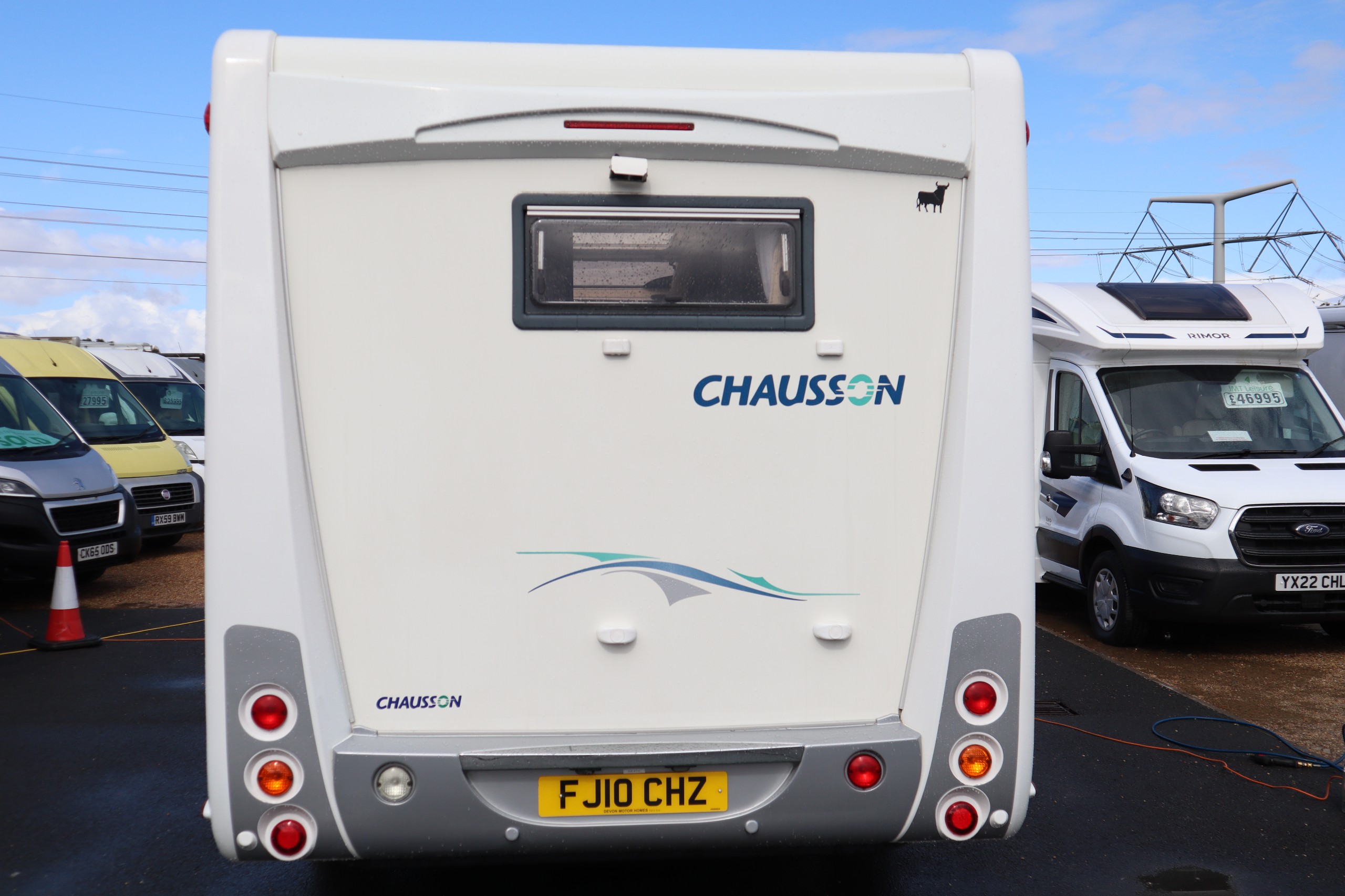 Chausson Welcome Suite Fiat Ducato, 3 Berth, 4 Belts, Fixed Bed, MOT, 12 Months warranty, Habitation Service