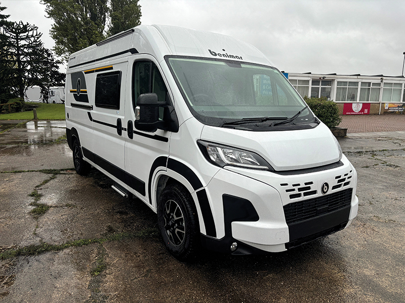 Benimar Benivan 161 (2024) 2-Berth Campervan with Twin Single Beds