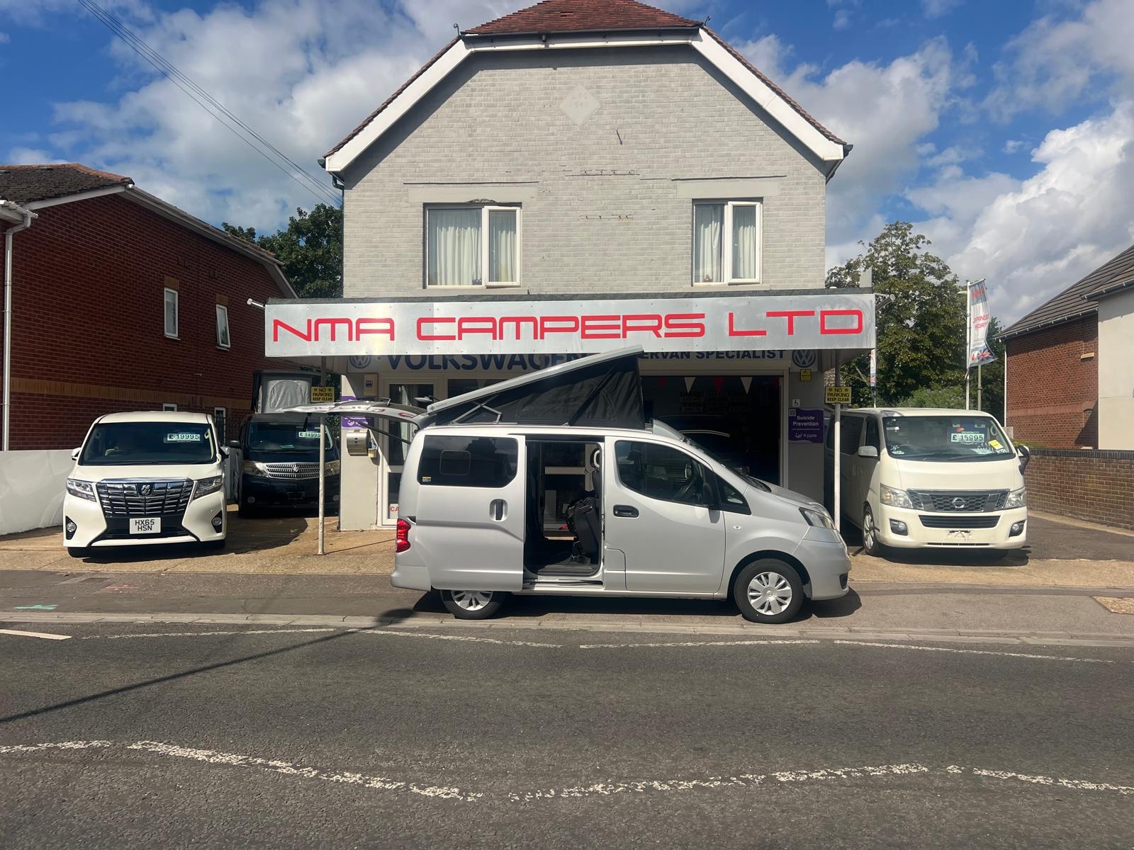 Nissan NV200 1.6 Petrol Automatic 5 Seat Low Miles, Pop top roof with bed boards, IDEAL BASE VEHICLE FOR A CAMPER CONVERSION
