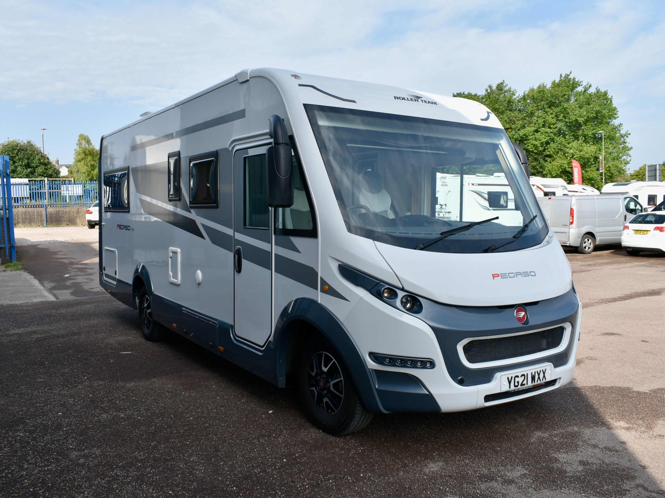 2021 Roller Team Pegaso 745 9 Speed Automatic
