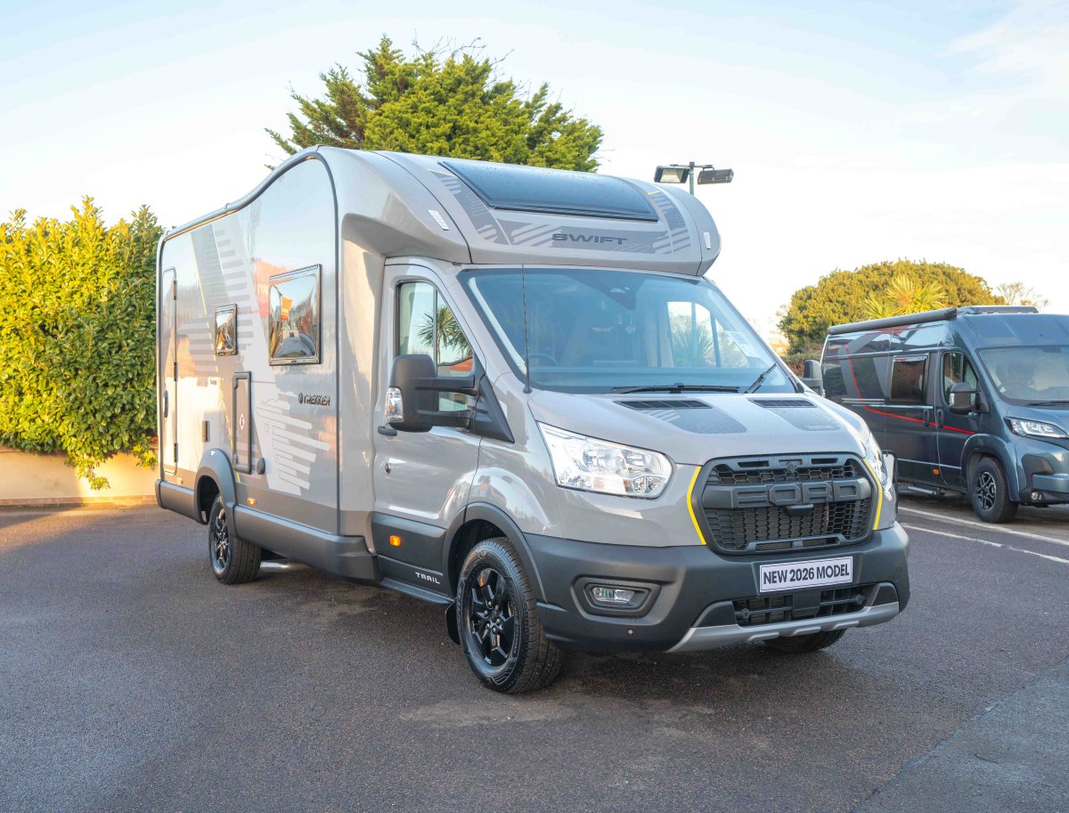 2026 Swift Trekker 540 165BHP Auto