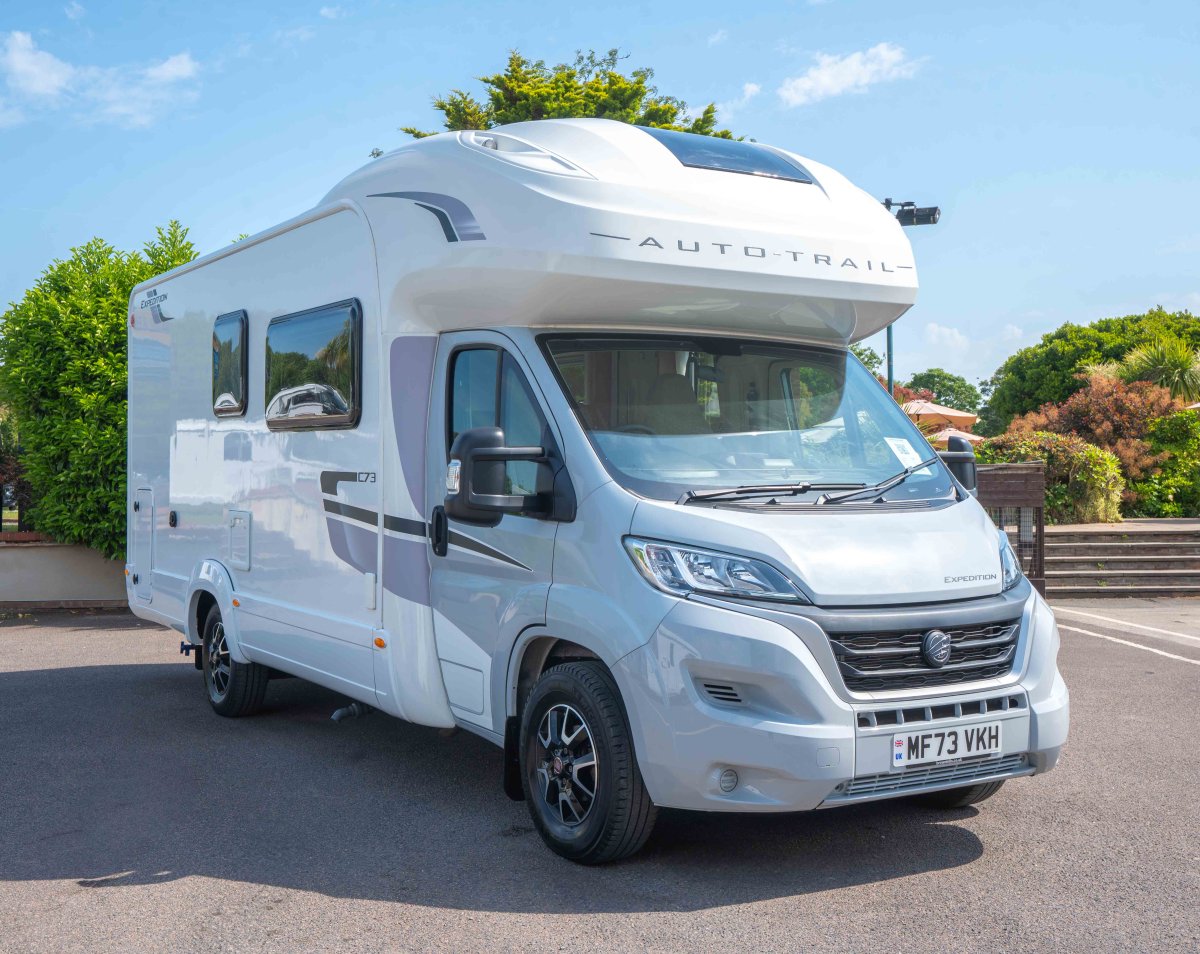 Fiat Autotrail Expedition C73 140BHP - Exterior - Front