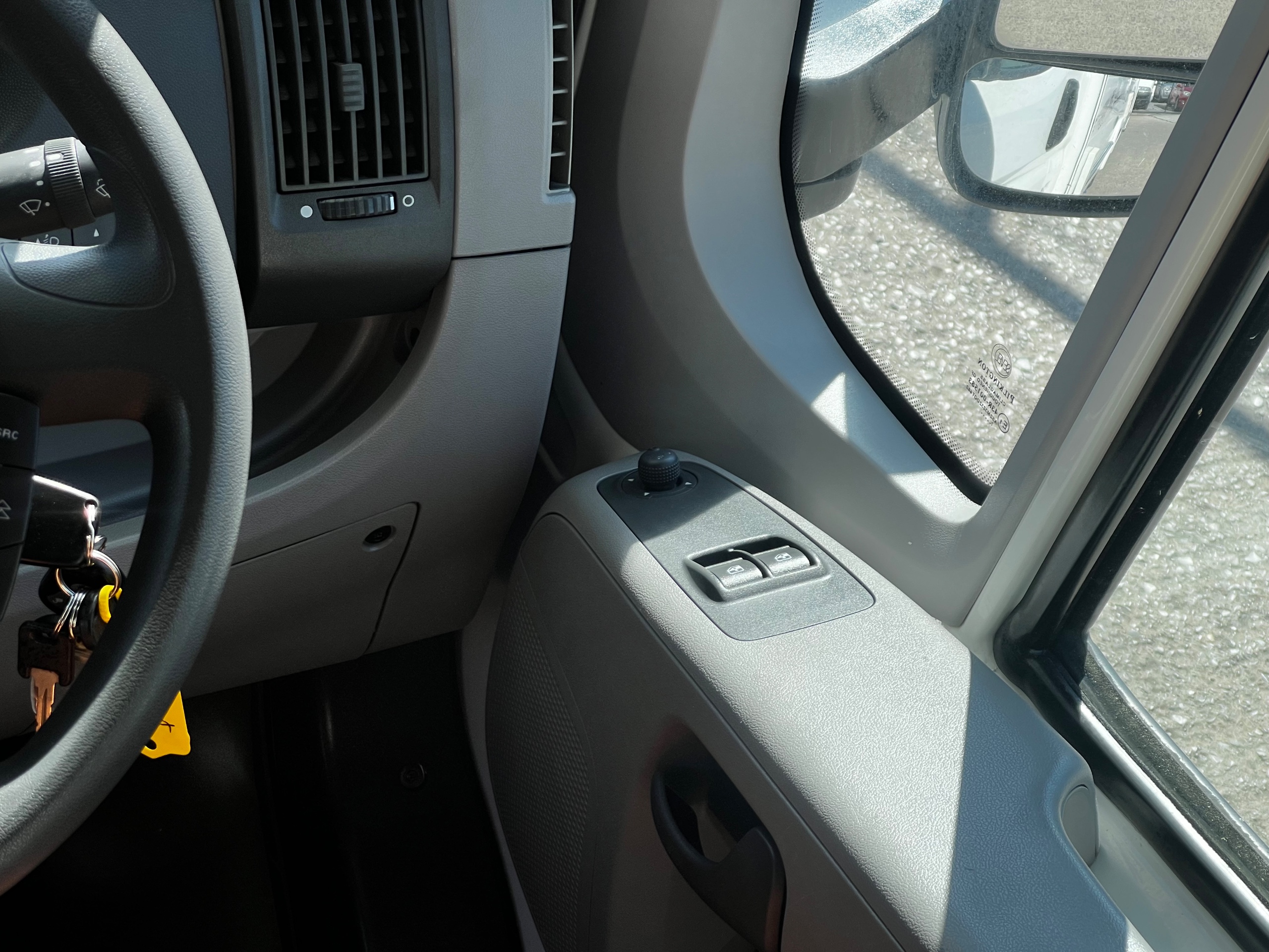 2008 Elddis Autoquest 180 . 6 belts. Can be driven on normal car licence