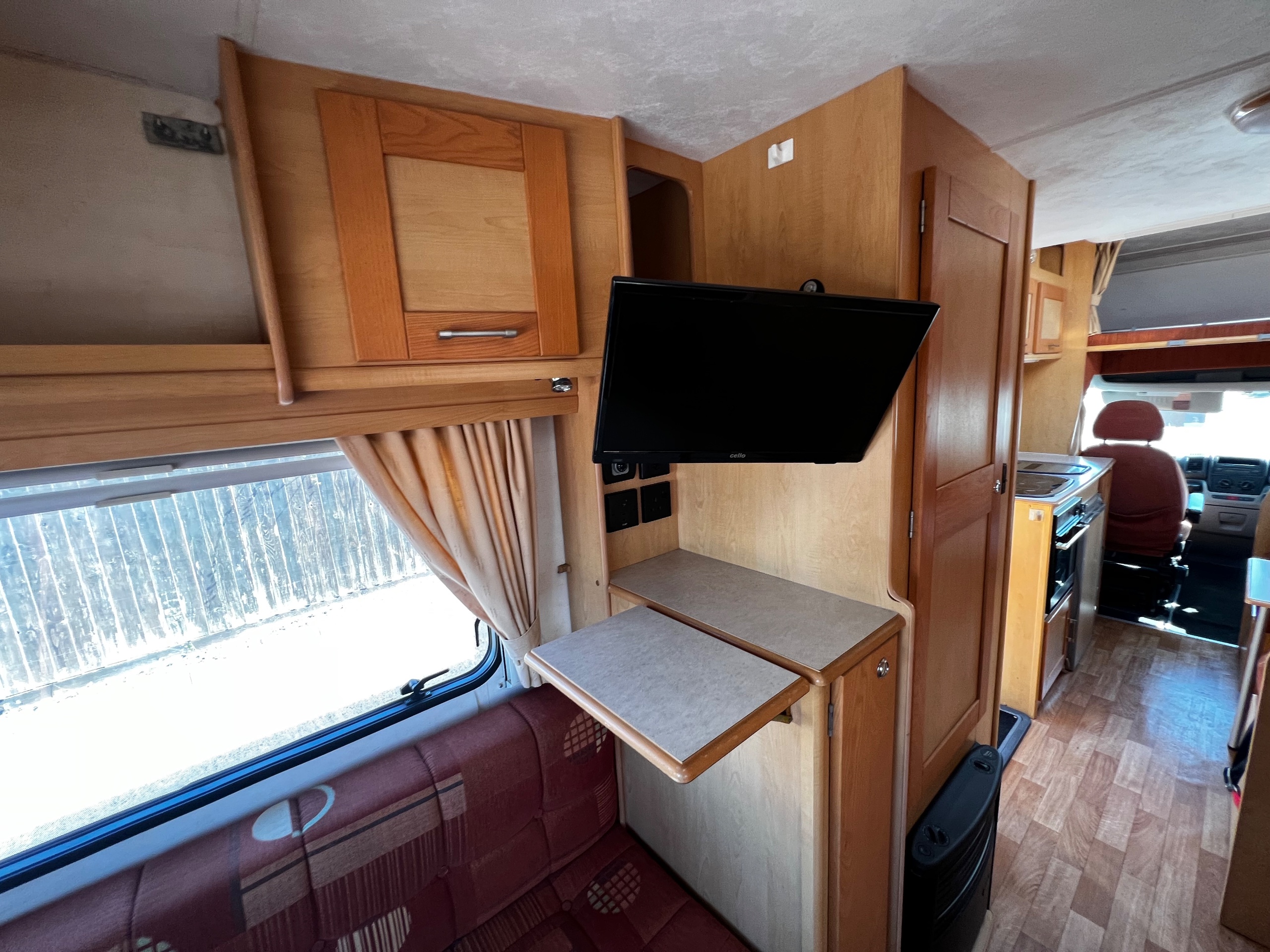 2008 Elddis Autoquest 180 . 6 belts. Can be driven on normal car licence