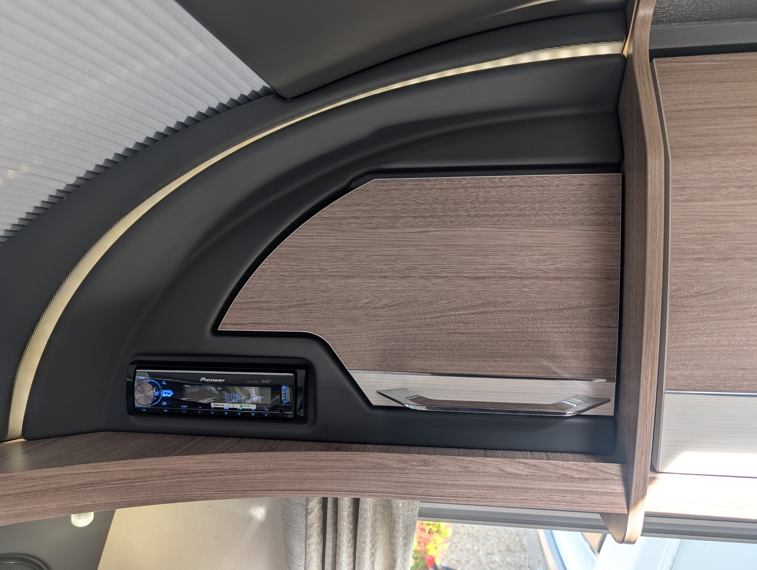 2020 Coachman VIP 575/4 Kingsham Sussex Special Edition