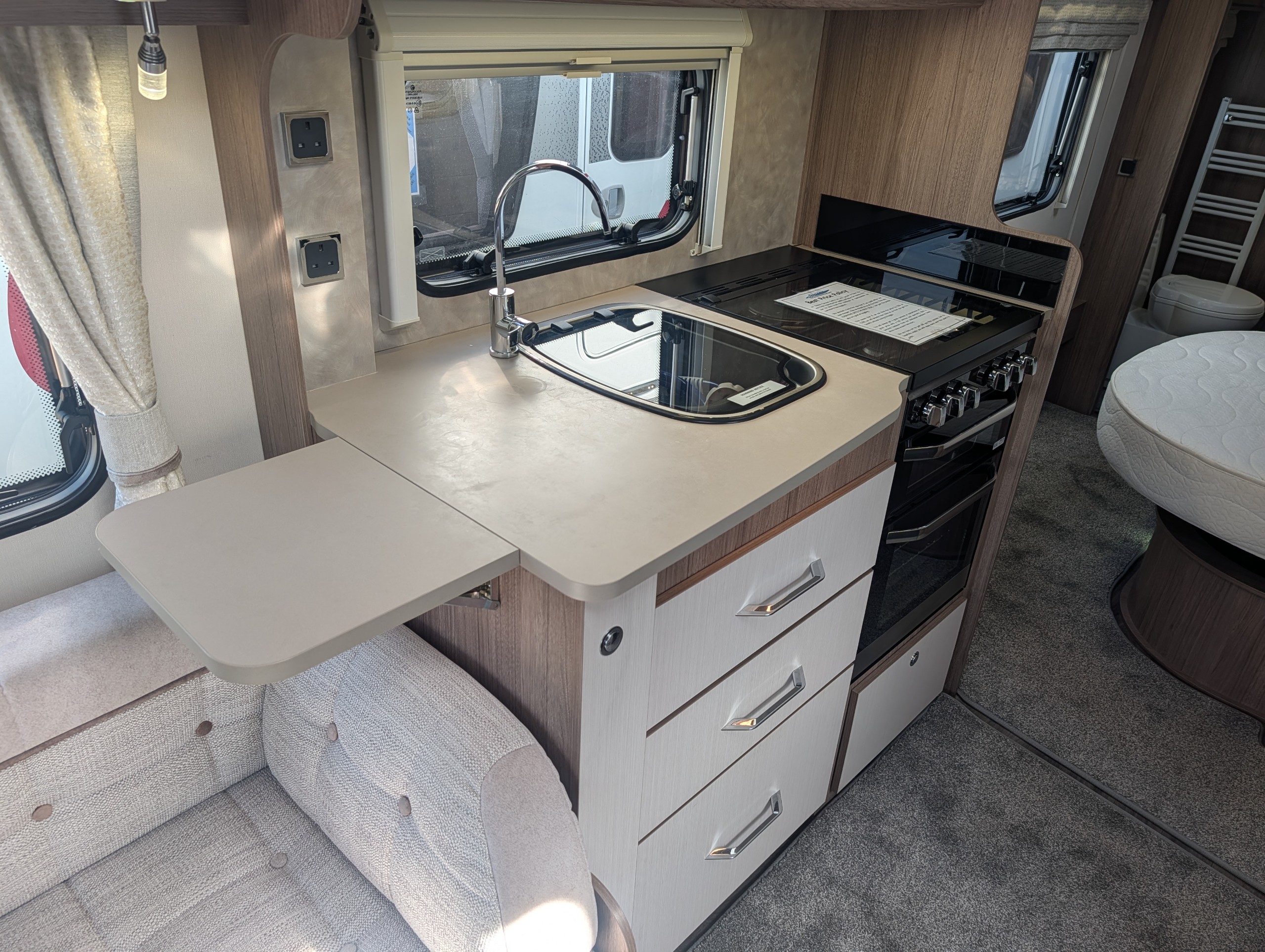 2020 Coachman VIP 575/4 Kingsham Sussex Special Edition