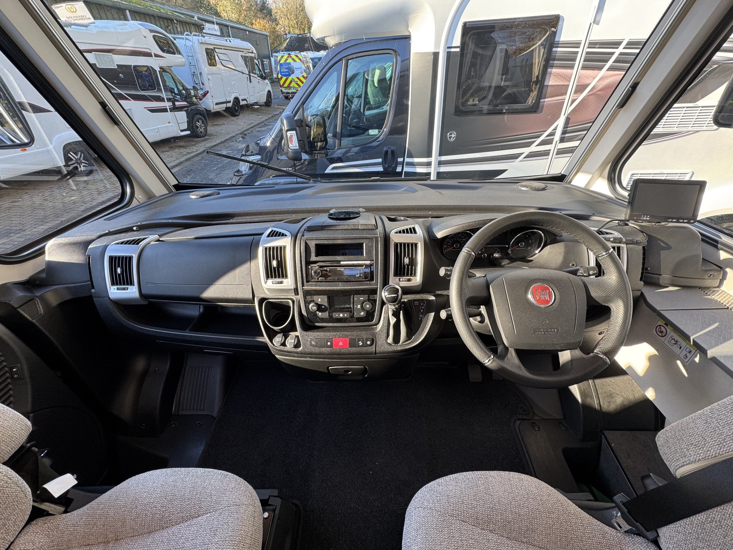 Photo 19