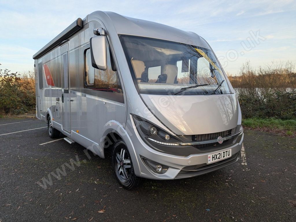 2021 Bürstner IXEO 746 - Exterior - Front