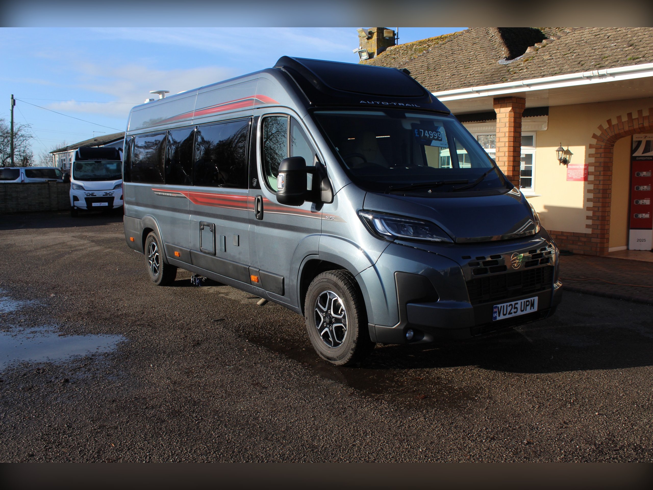 2025 Auto-Trail V-Line 635 Sport - Exterior - Front