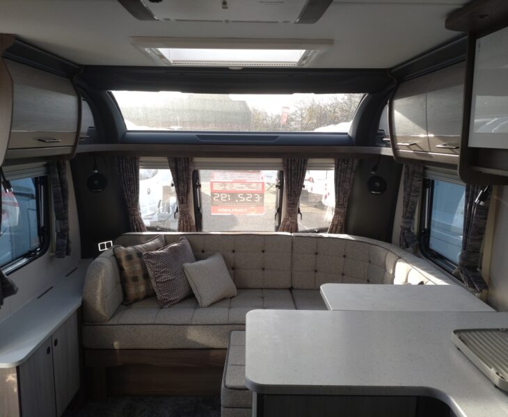 Coachman Lusso 3
