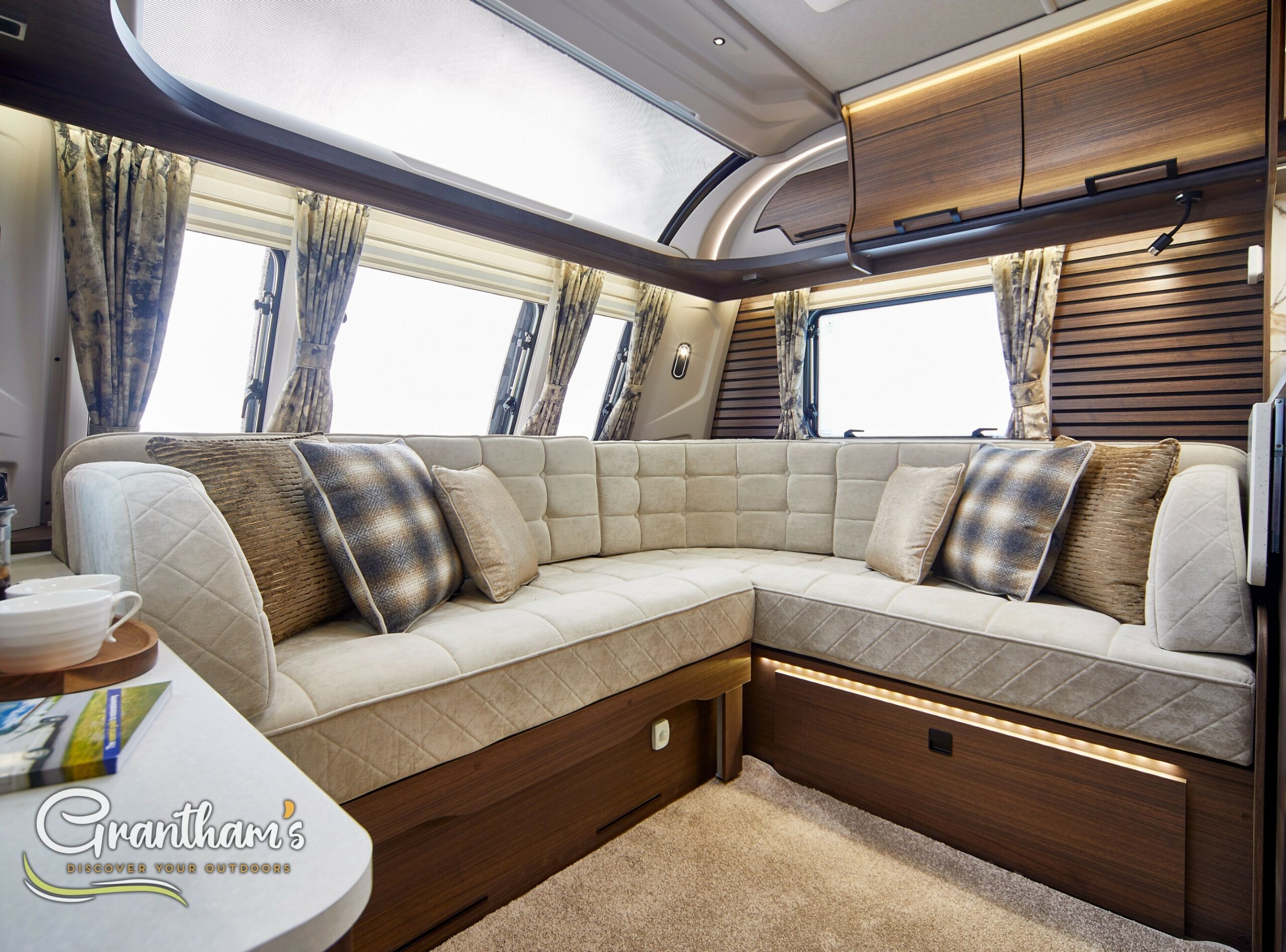 2026 Coachman Lusso 4 New 4-Berth Caravan with Island Bed - Exterior - Front