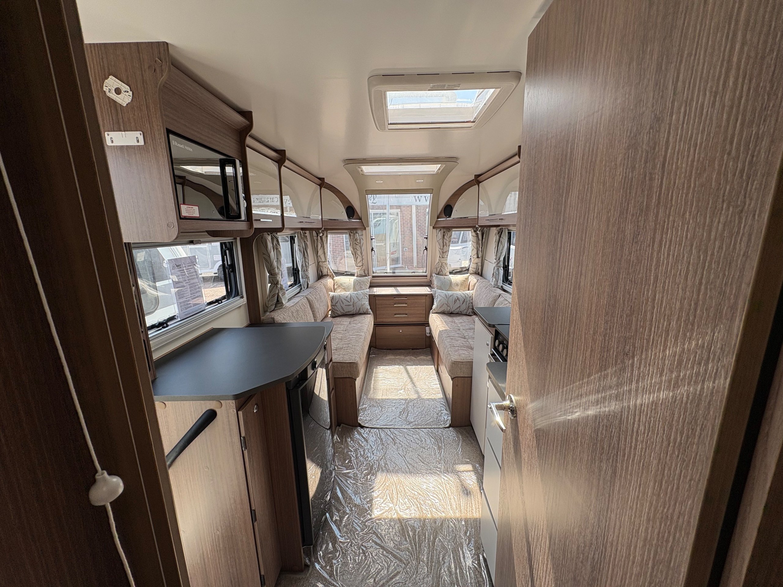 2019 Bailey Unicorn Merida - Living Area