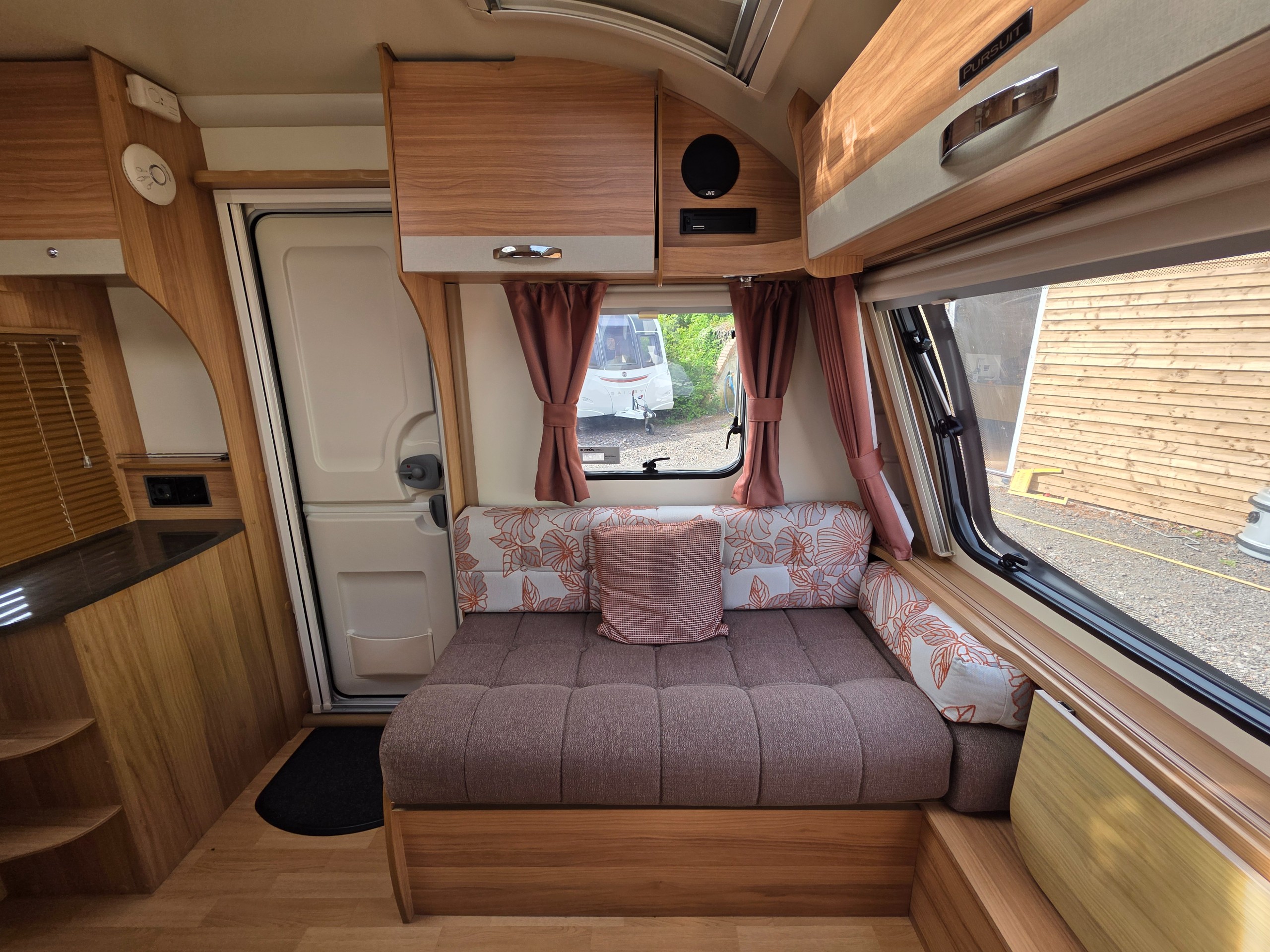 2014 Bailey Pursuit 430-4