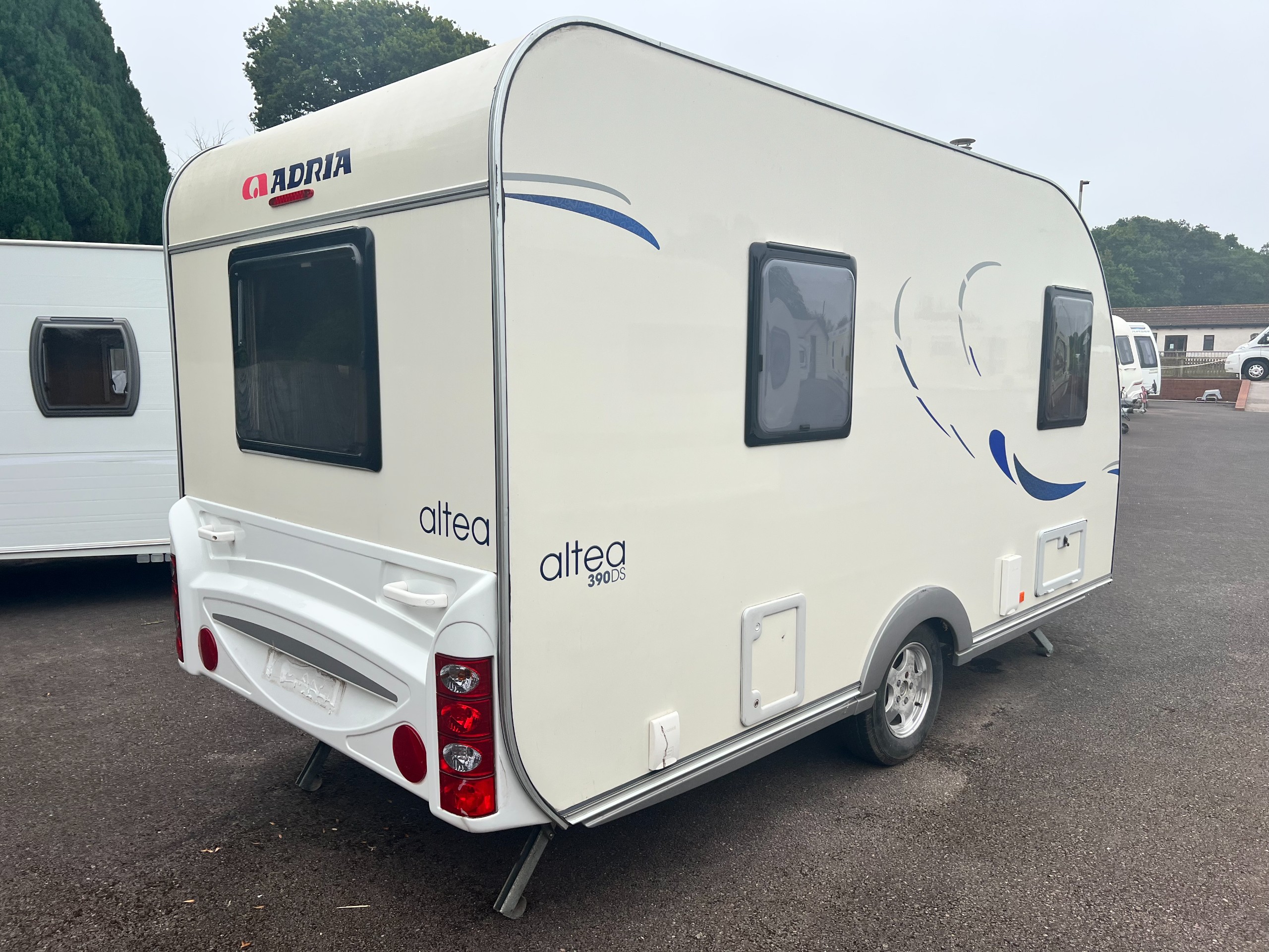 Exterior - Rear