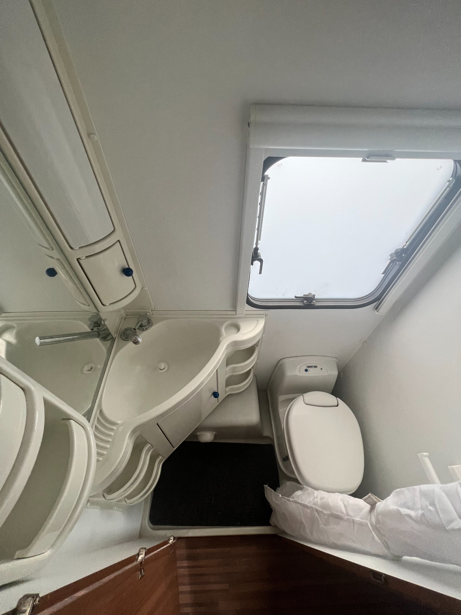 2011 Adria Altea 390DS
