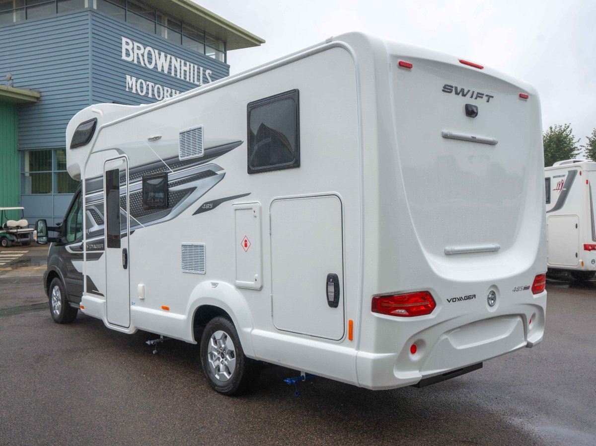 Ford Swift Voyager 485 165BHP Automatic 5-Berth Motorhome