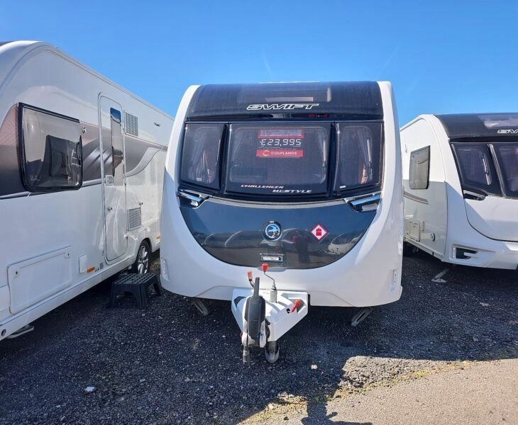 Swift Challenger Hi Style 580 - Exterior - Front