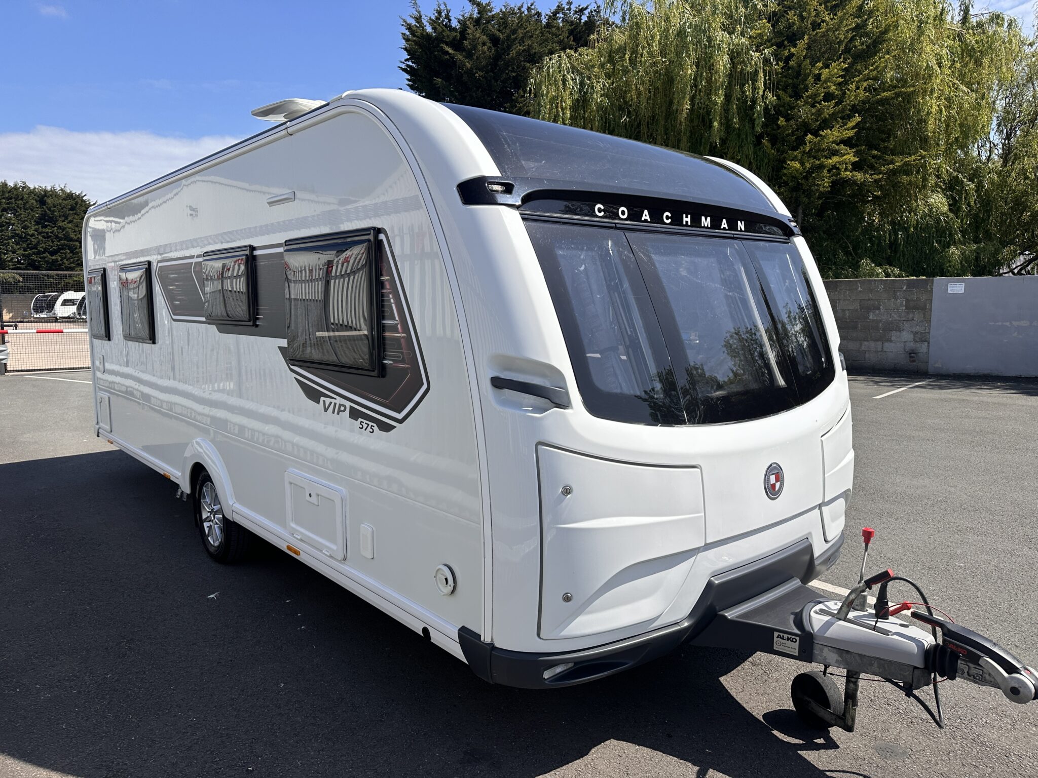 Exterior - Front