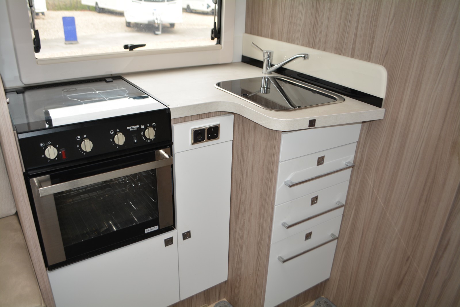 Benimar Used Benimar Tessoro T487 2022 Um201