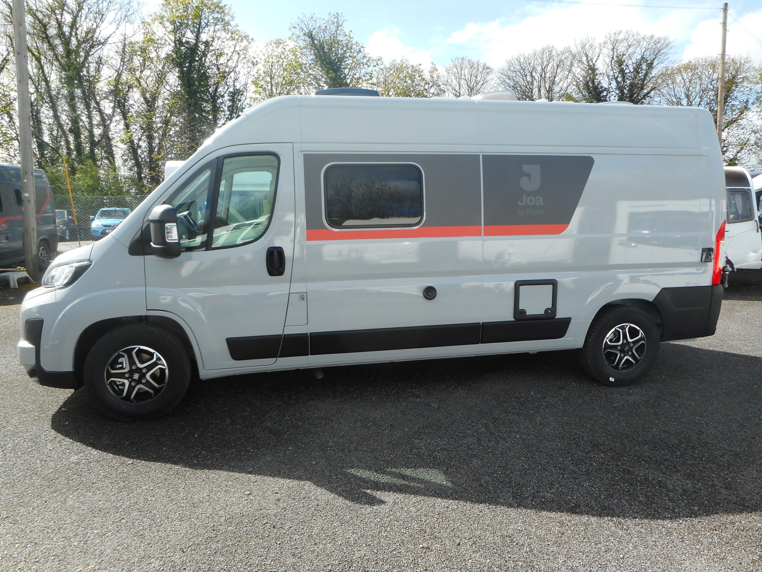 2027 Joa Camp 60G Joa by Pilote CV60G